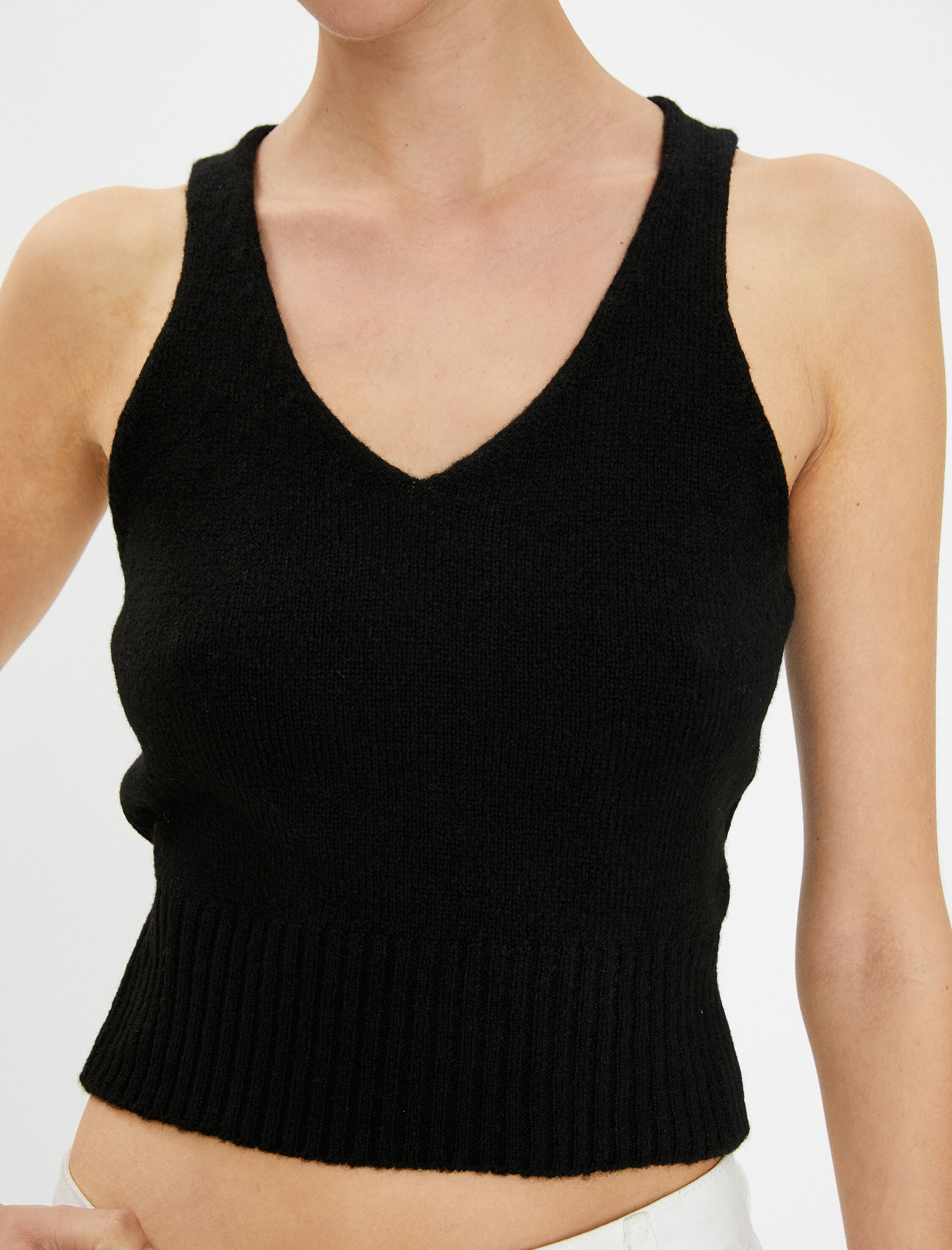   Triko Atlet V Yaka Kolsuz