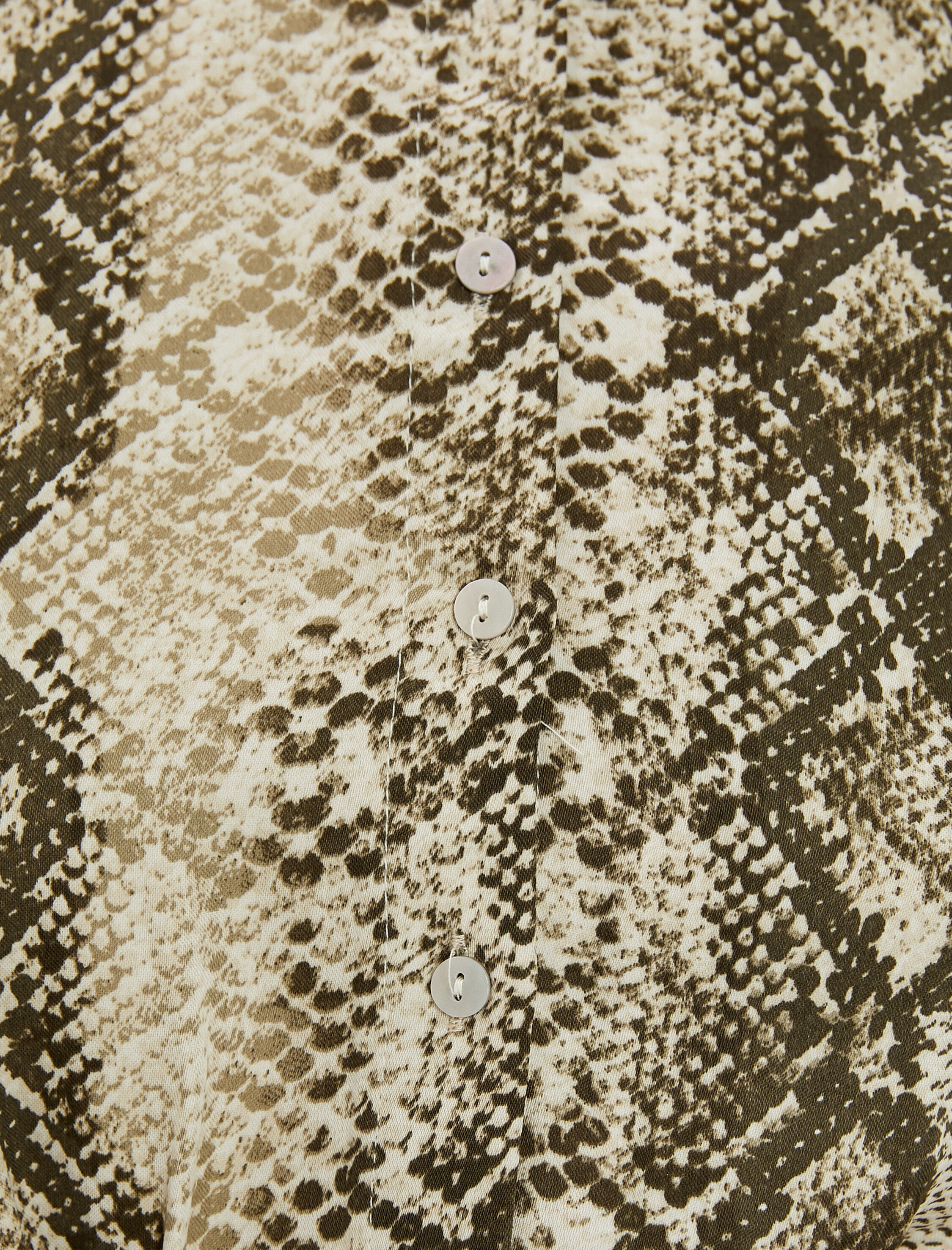 Mini Fırfırlı Elbise Uzun Kollu Kemer Detaylı Yılan Derisi Desenli