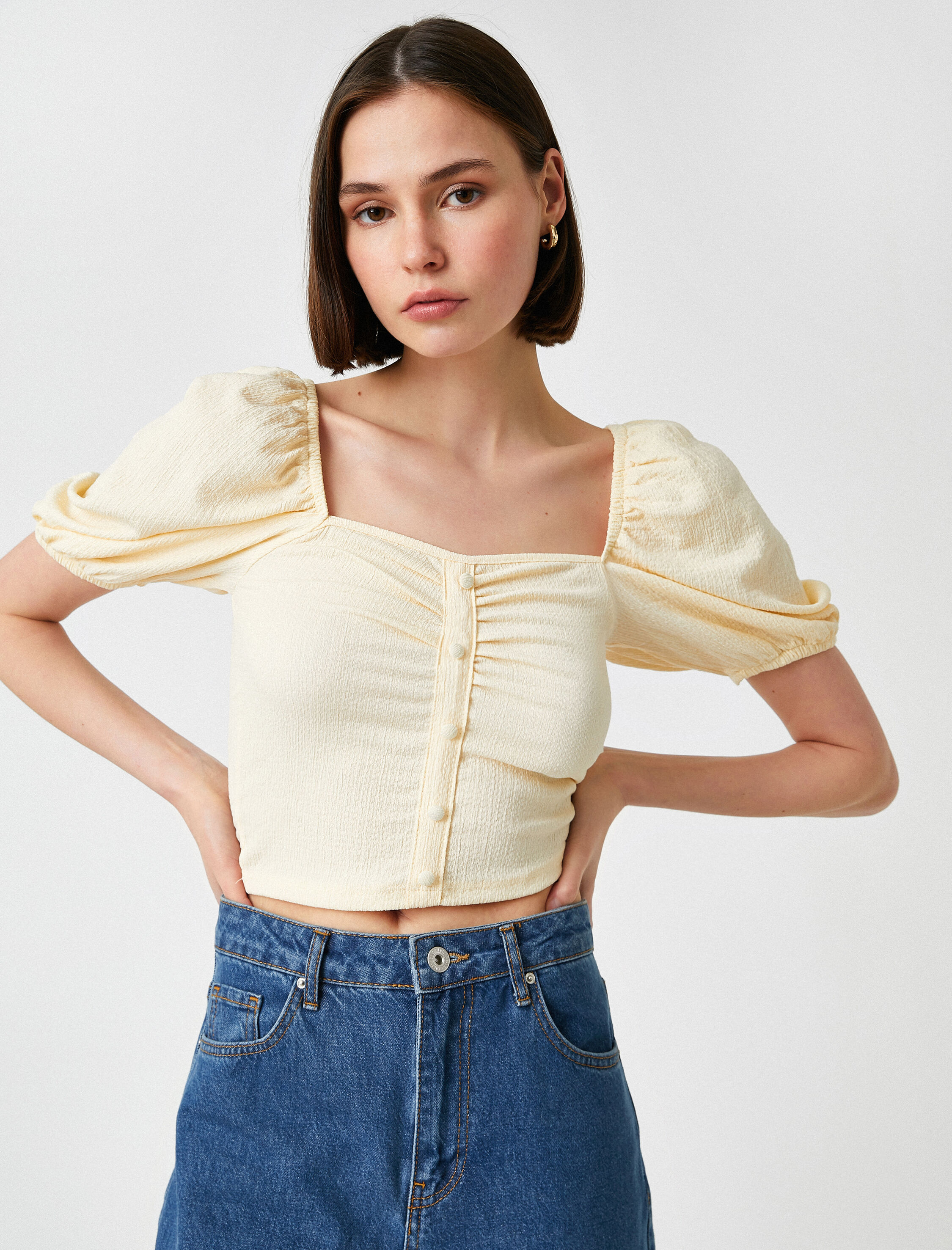   Balon Kollu Büzgülü Bluz