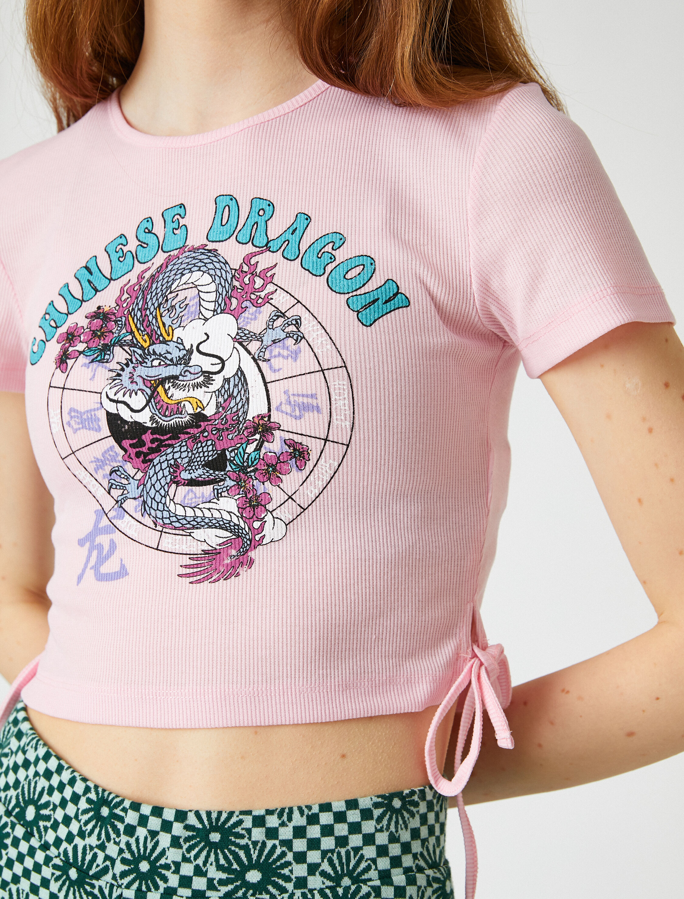   Kısa Kollu Crop Tişört