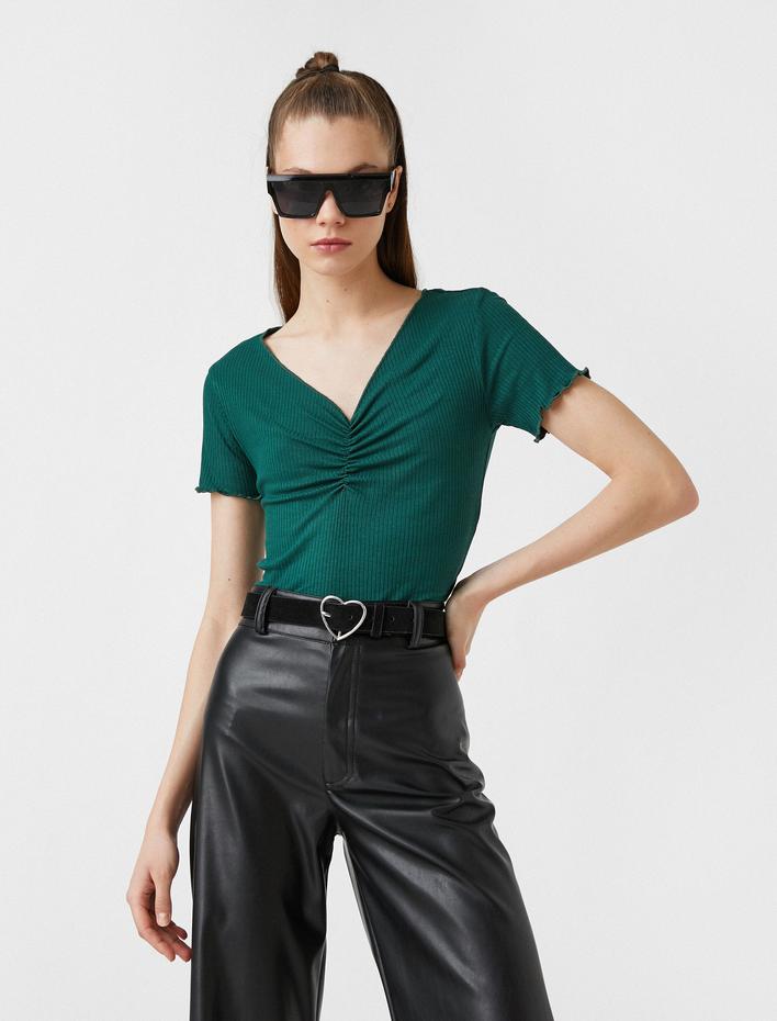  Kısa Kollu Fırfırlı Basic Tişört