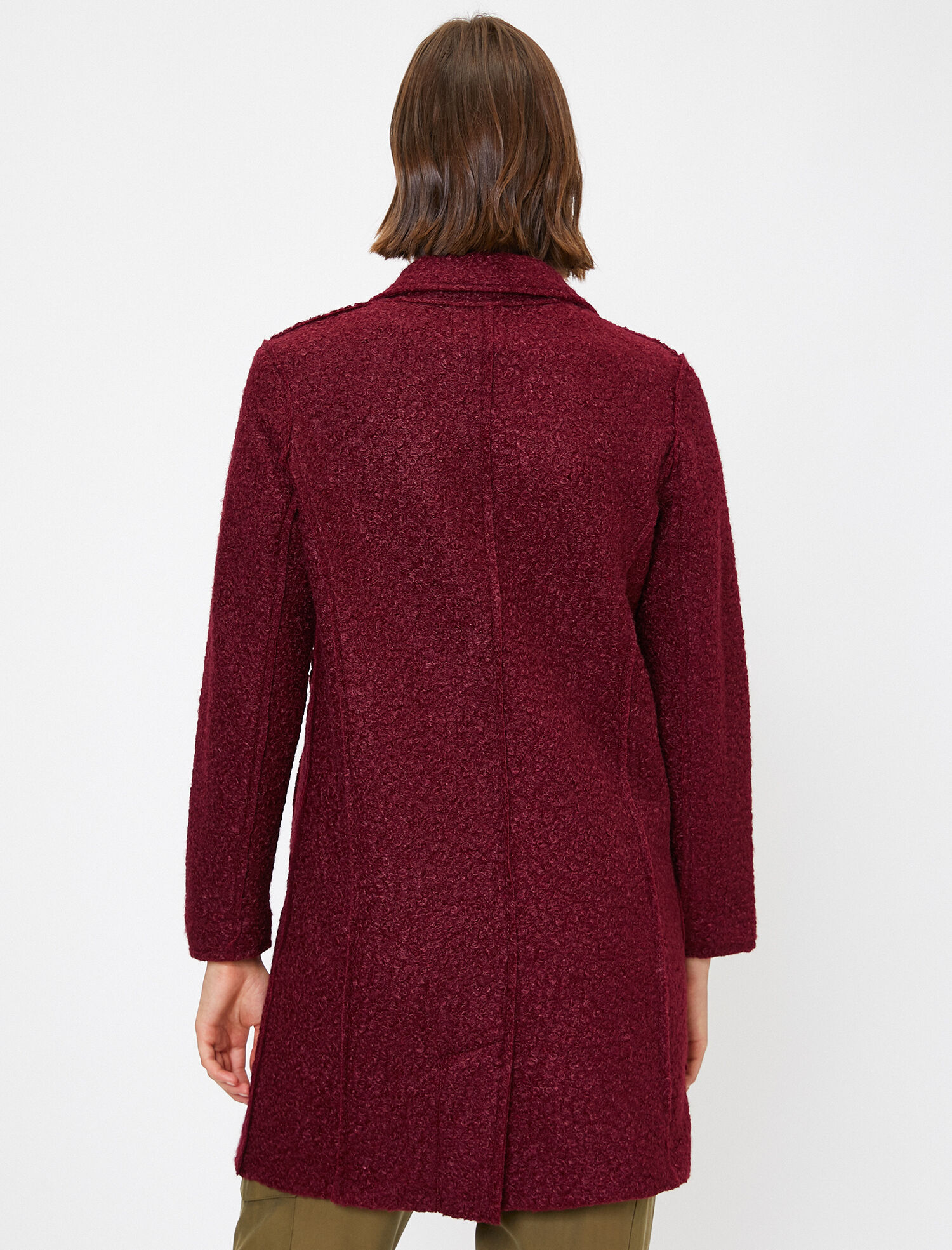   Düğme Detaylı Kaban