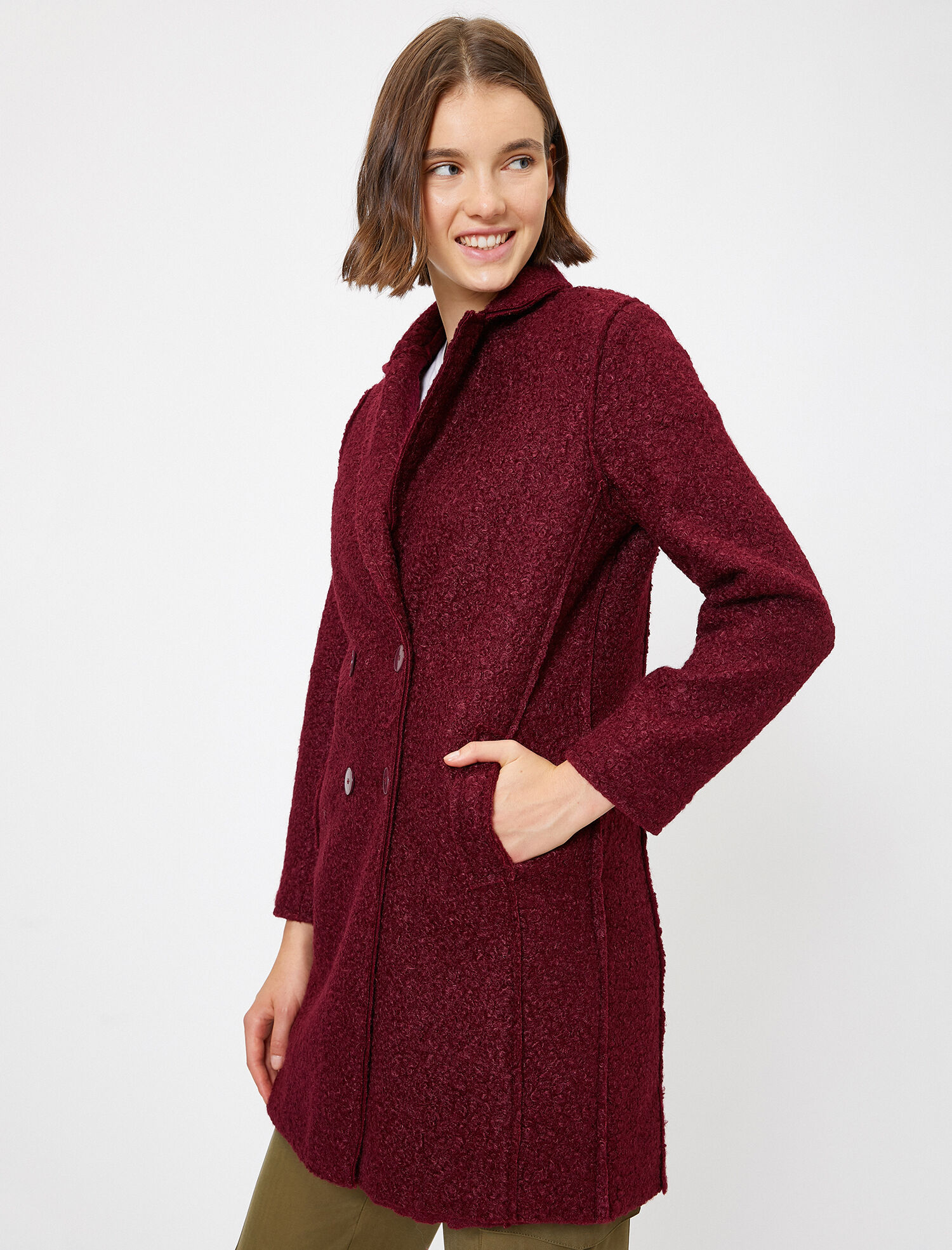   Düğme Detaylı Kaban