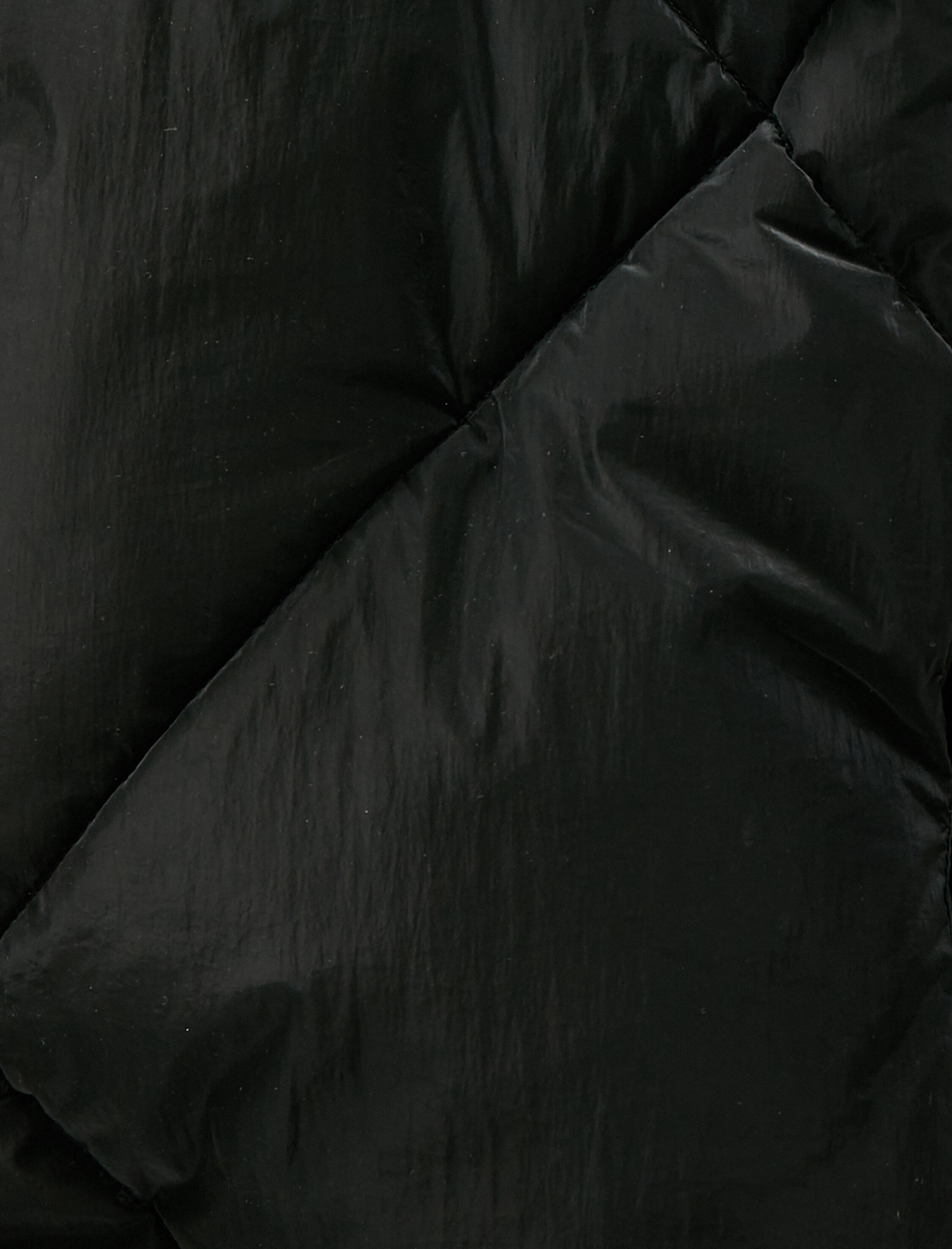   Oversize Şişme Mont Kapüşonlu Kapitoneli Cep Detaylı