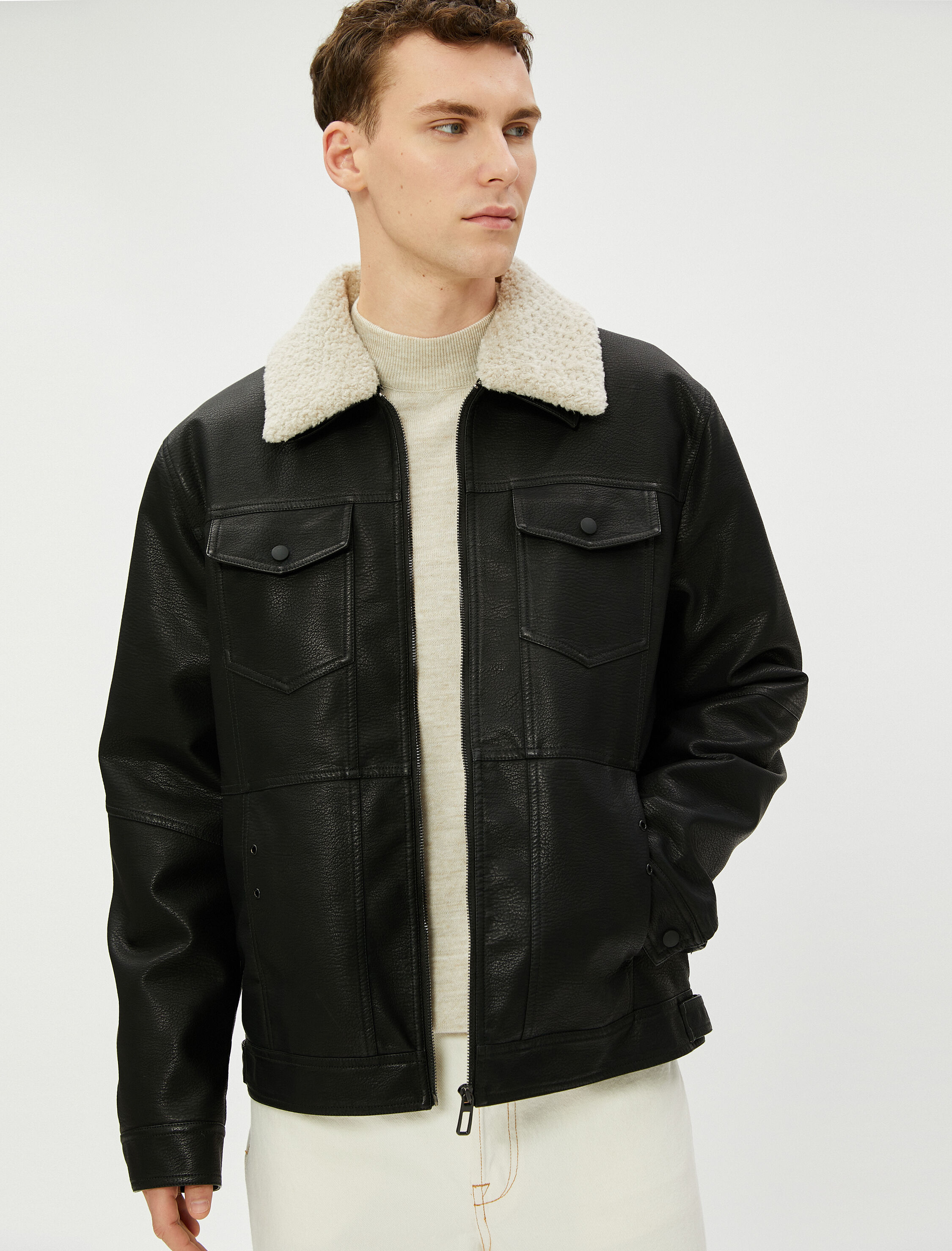   Deri Görünümlü Ceket Cepli Peluş Yaka Detaylı Fermuarlı