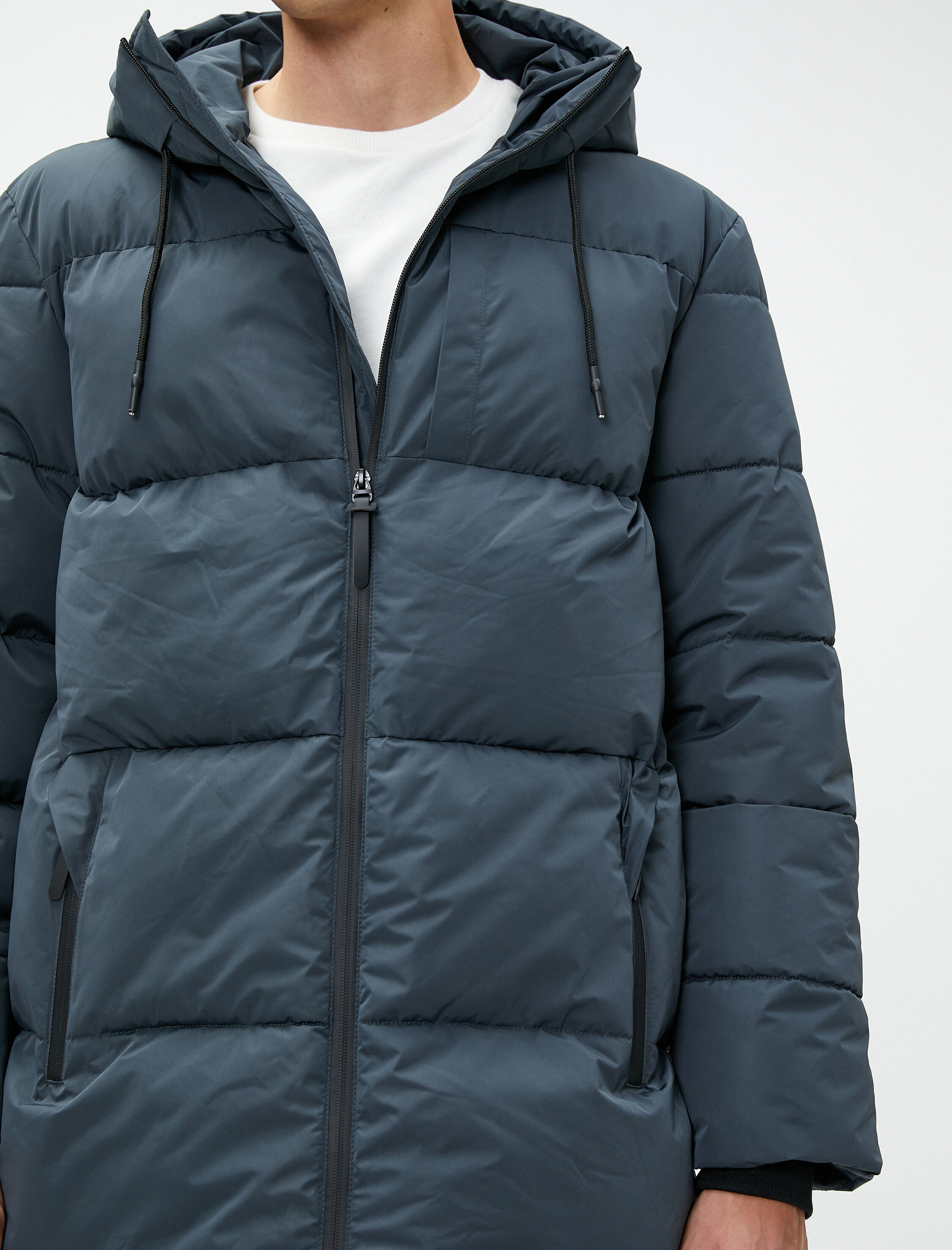   Şişme Mont Kapşonlu Cep Detaylı Fermuarlı