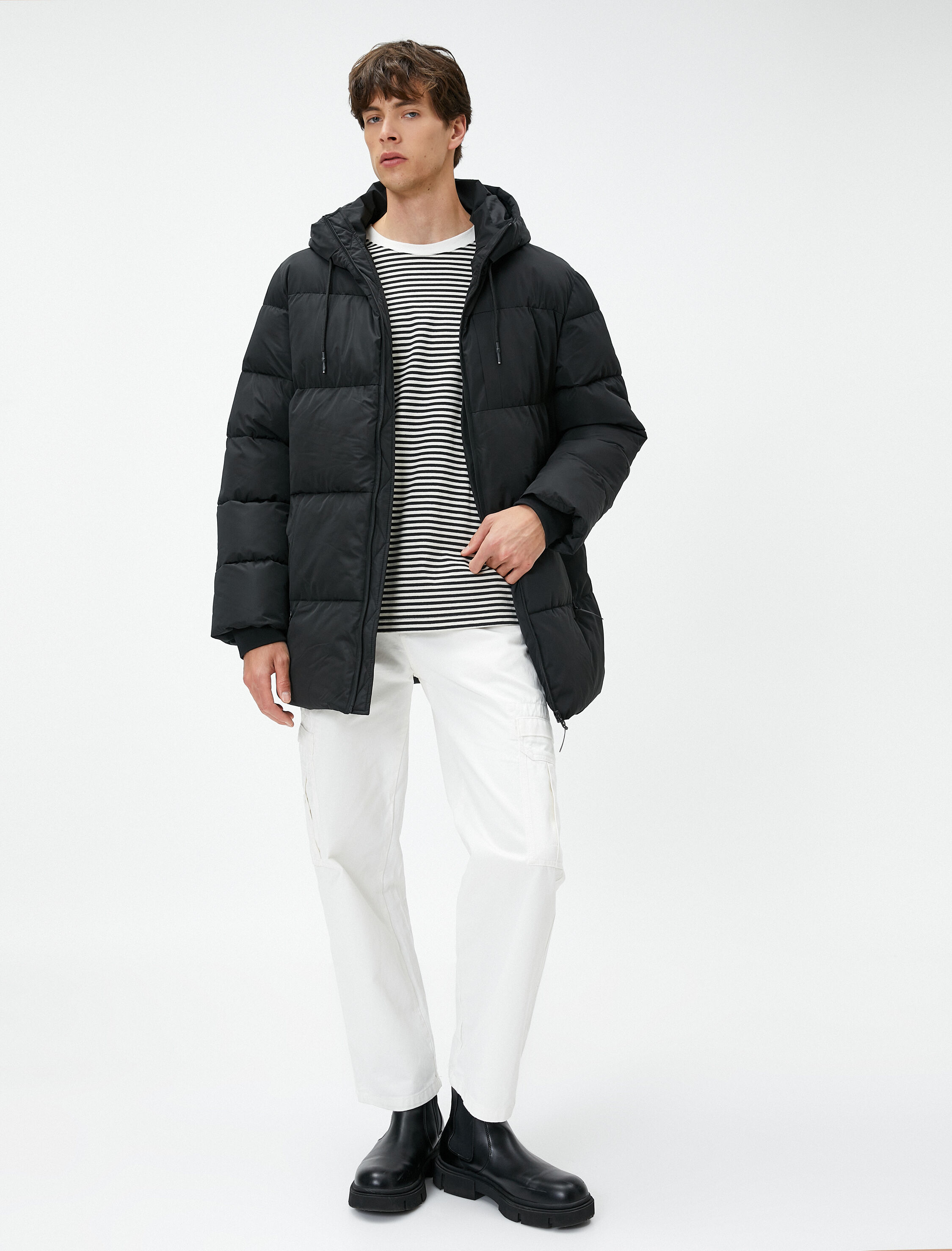   Şişme Mont Kapşonlu Cep Detaylı Fermuarlı