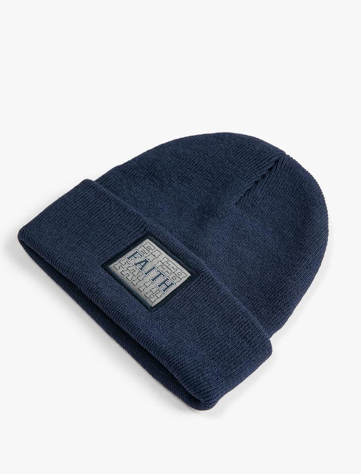 Erkek Slogan İşlemeli Etiketli Bere Katlama Detaylı