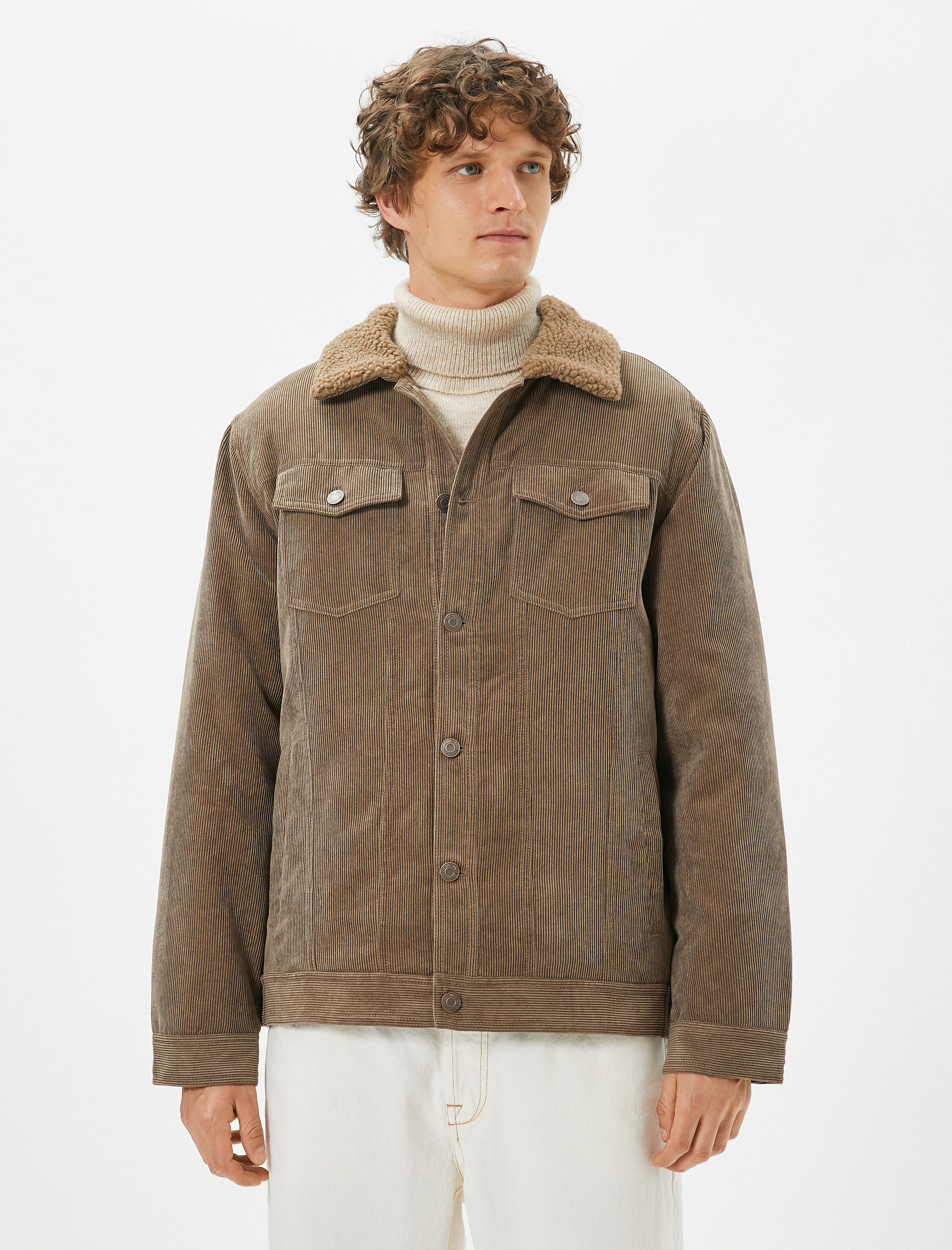   Kadife Görünümlü Ceket Peluş Yaka Detaylı Çift Cepli Düğmeli