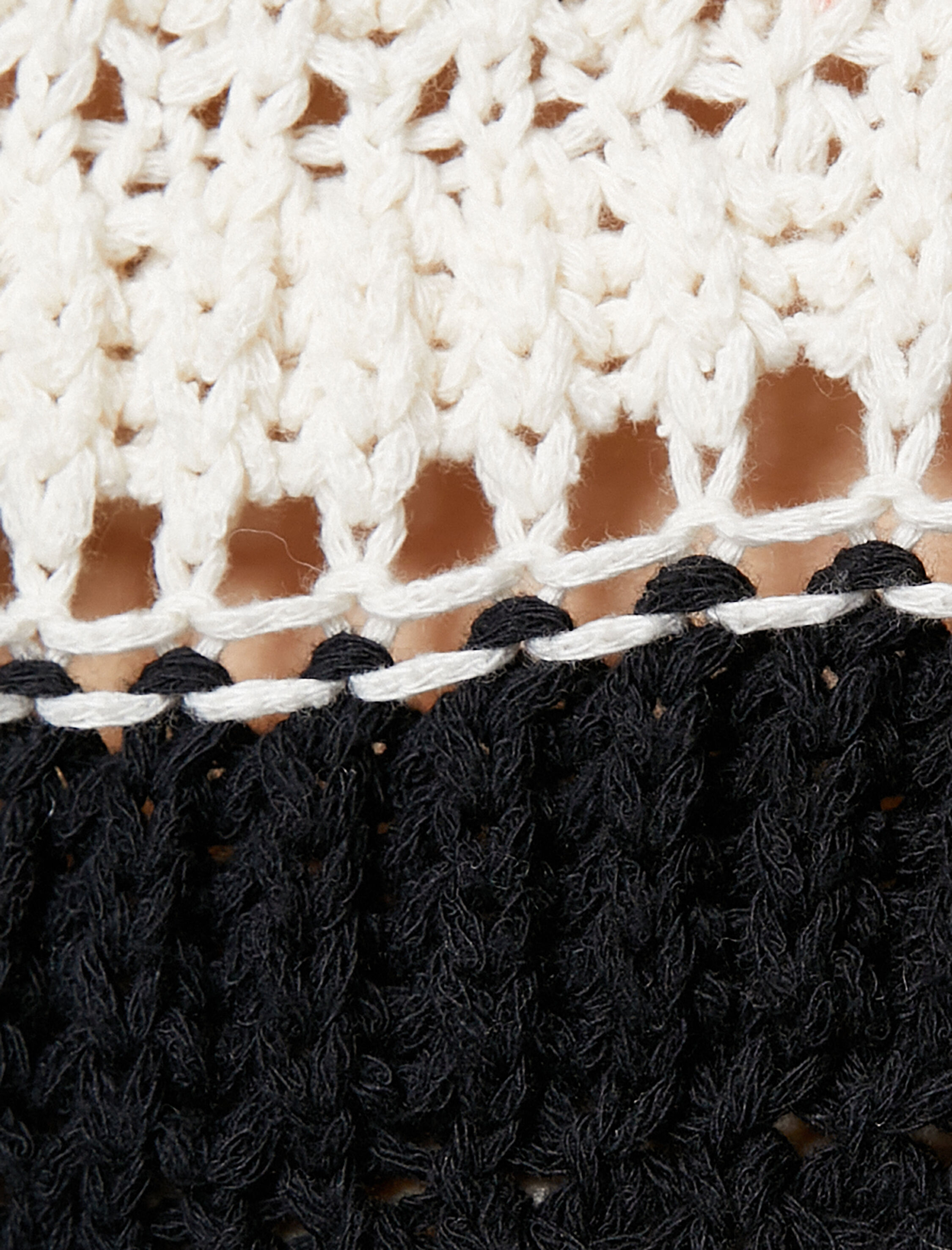   Örgü Triko Kazak Püskül Detaylı Akrilik Bisiklet Yaka