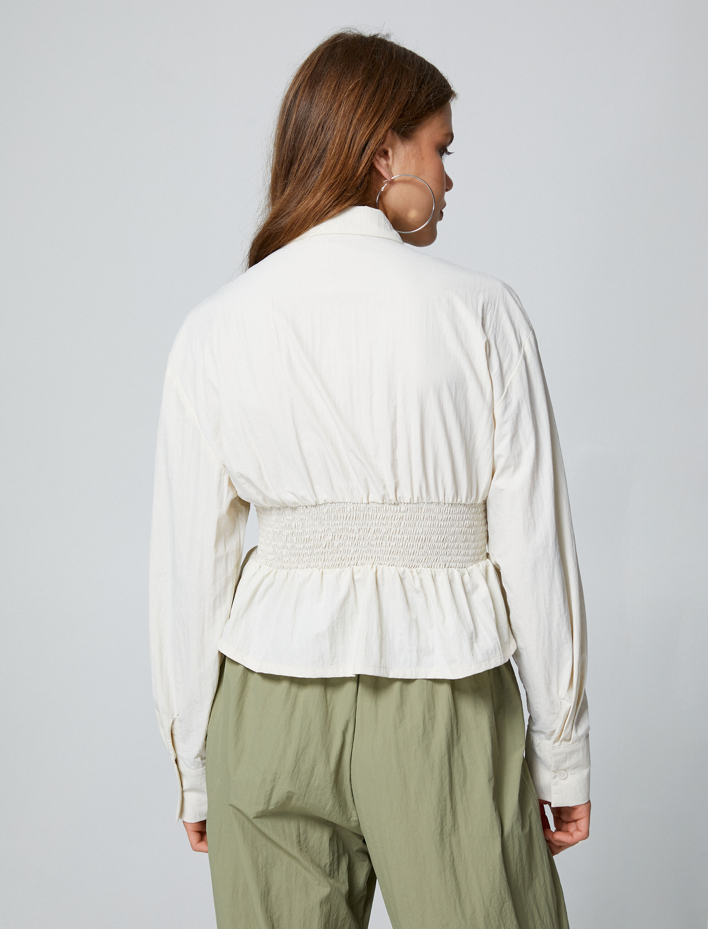   Gömlek Gipe Detaylı Korse Görünümlü Uzun Kollu