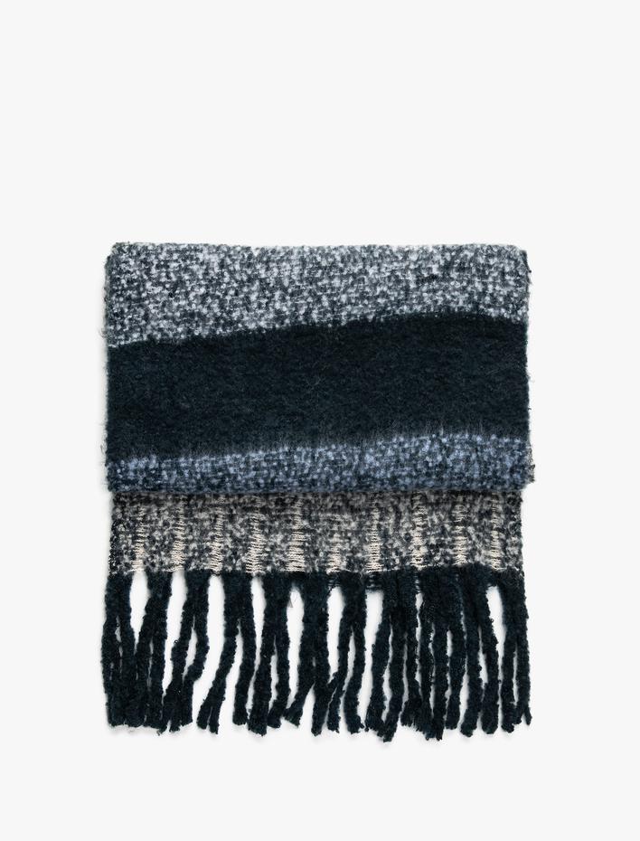 Kadın Atkı Yumuşak Dokulu Püsküllü