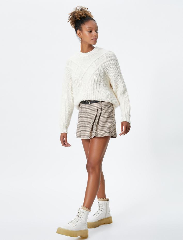  Örgü Kazak Yuvarlak Yaka Dökümlü Dokulu