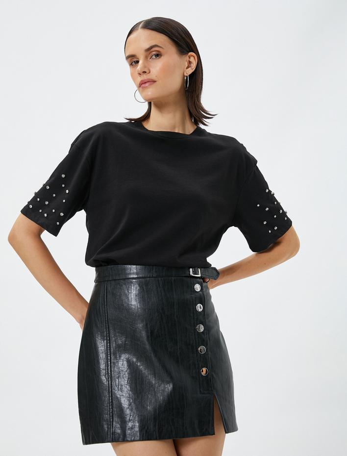  Kısa Kollu Tişört Taş İşlemeli Bisiklet Yaka Rahat Kesim Pamuklu