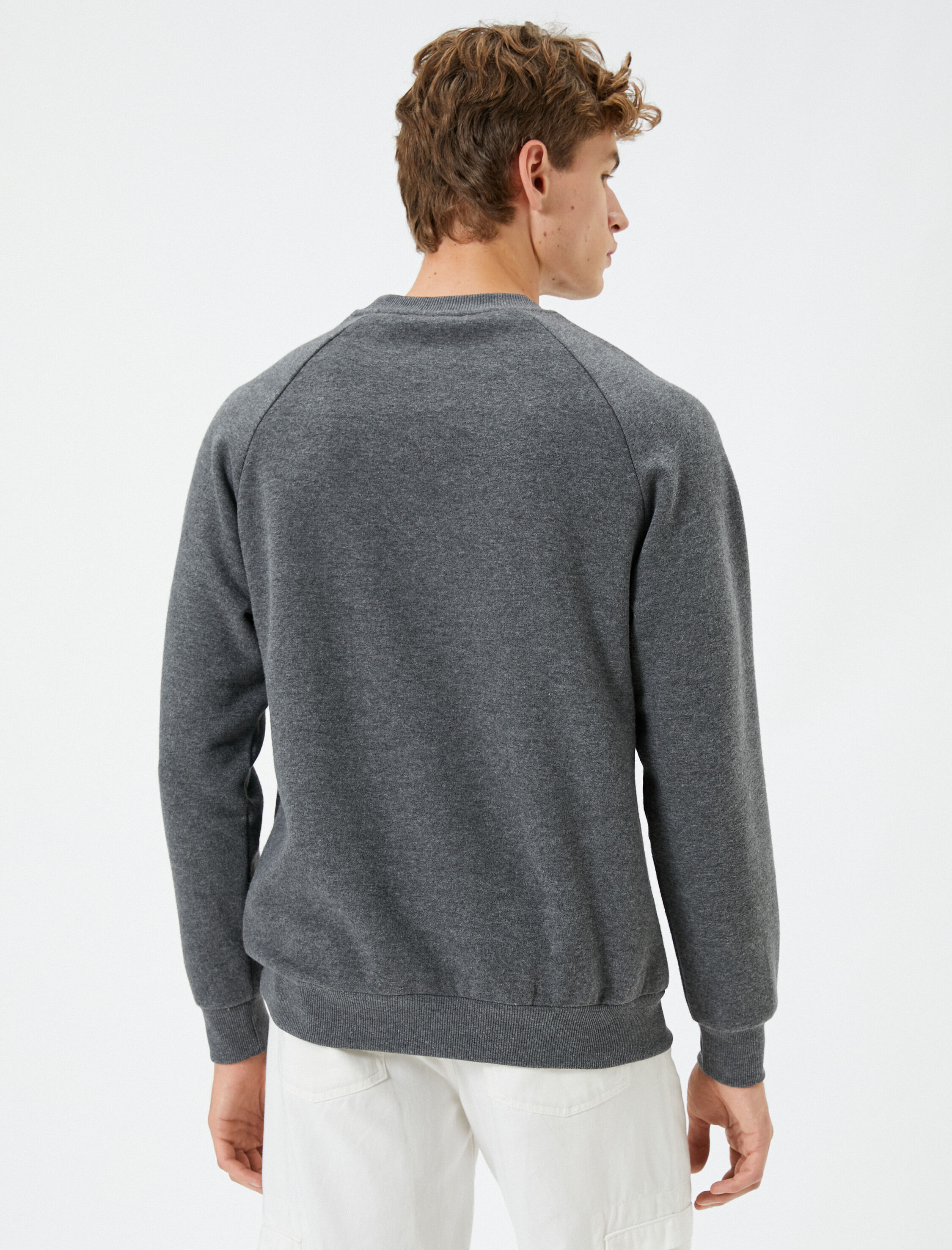 Bisiklet Yaka Sweatshirt Slogan İşlemeli Reglan Kollu Şardonlu