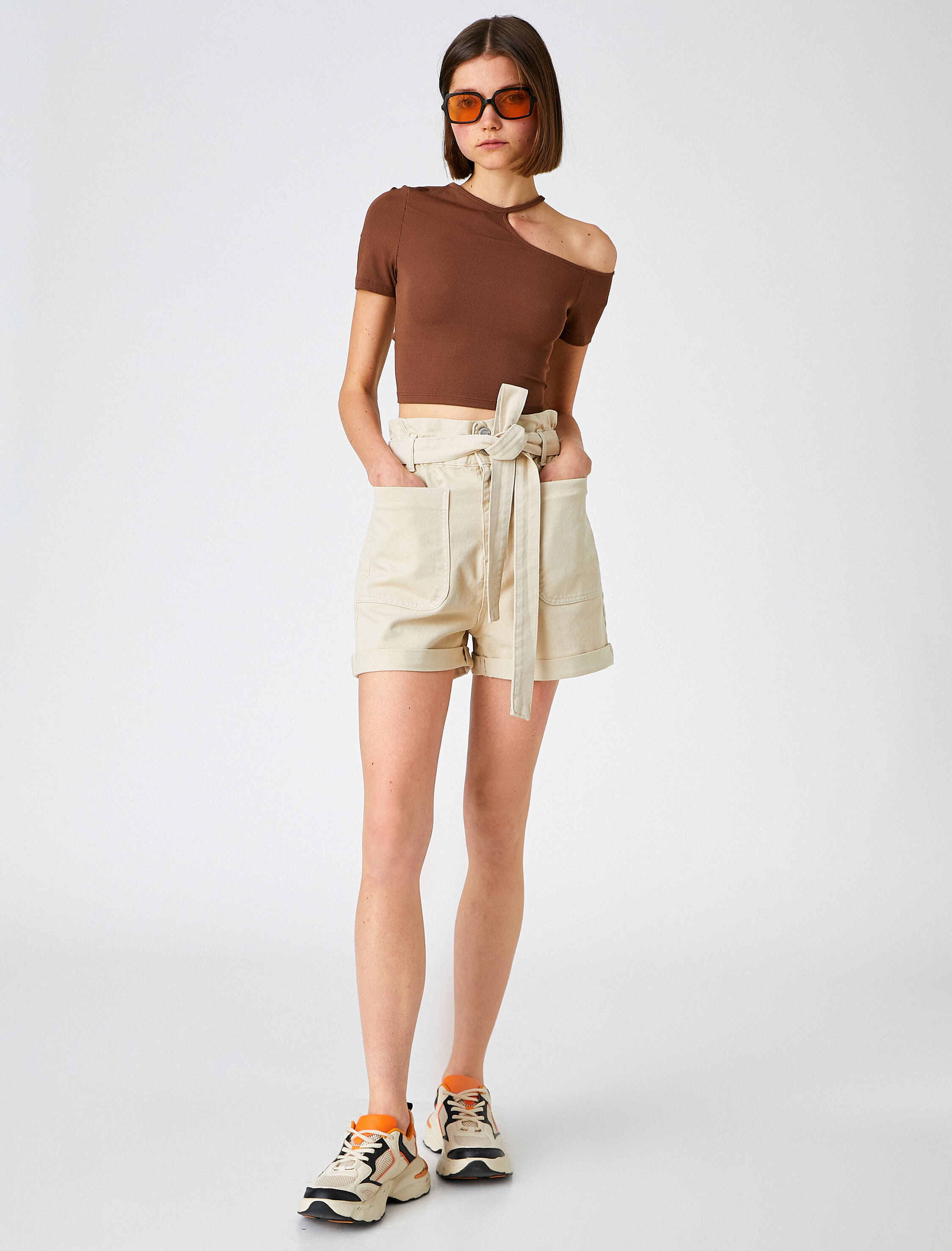   Yüksek Bel Şort Kemerli Cepli Pamuklu