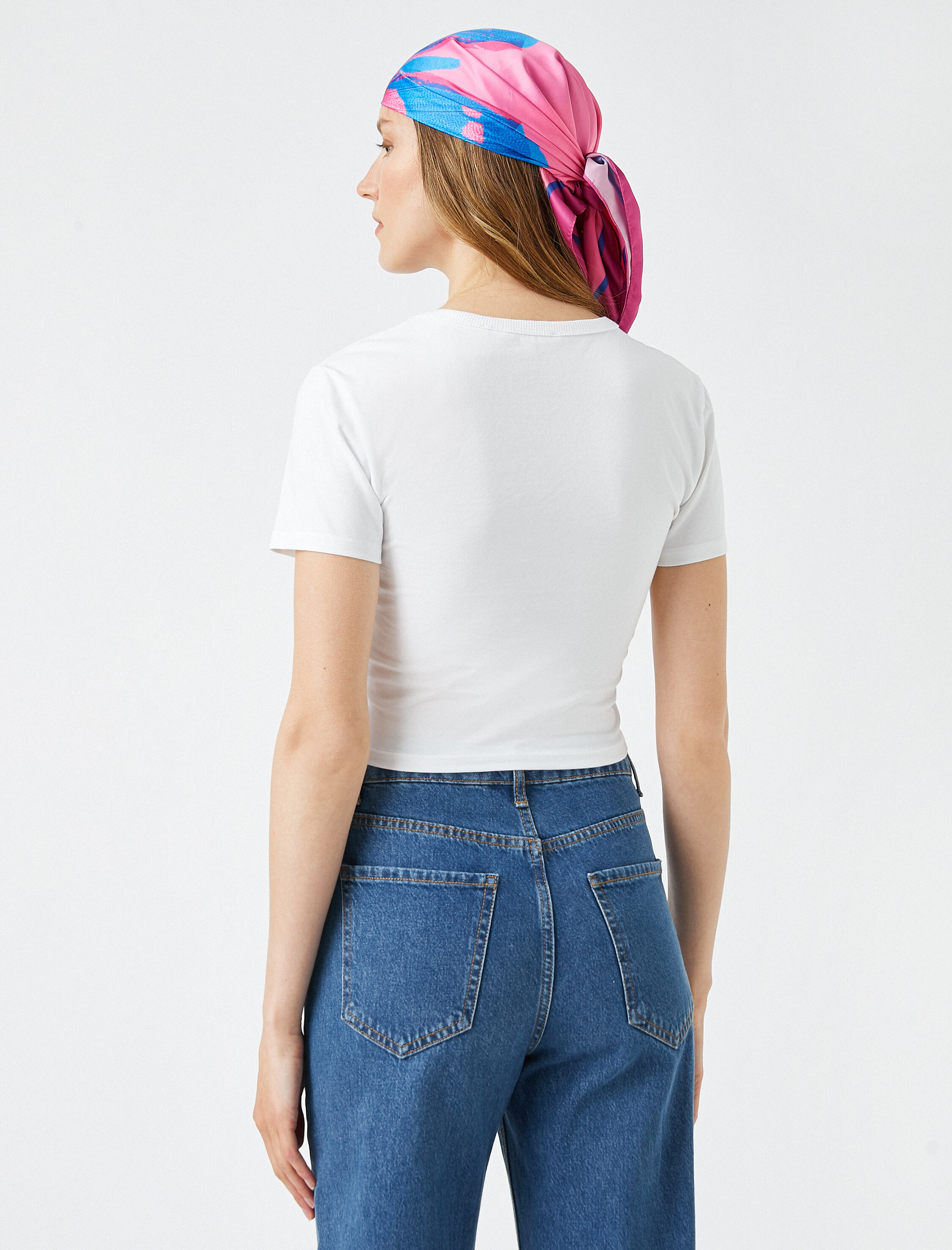   Crop Bisiklet Yaka Büzgü Detaylı Kısa Kollu Tişört Pamuklu