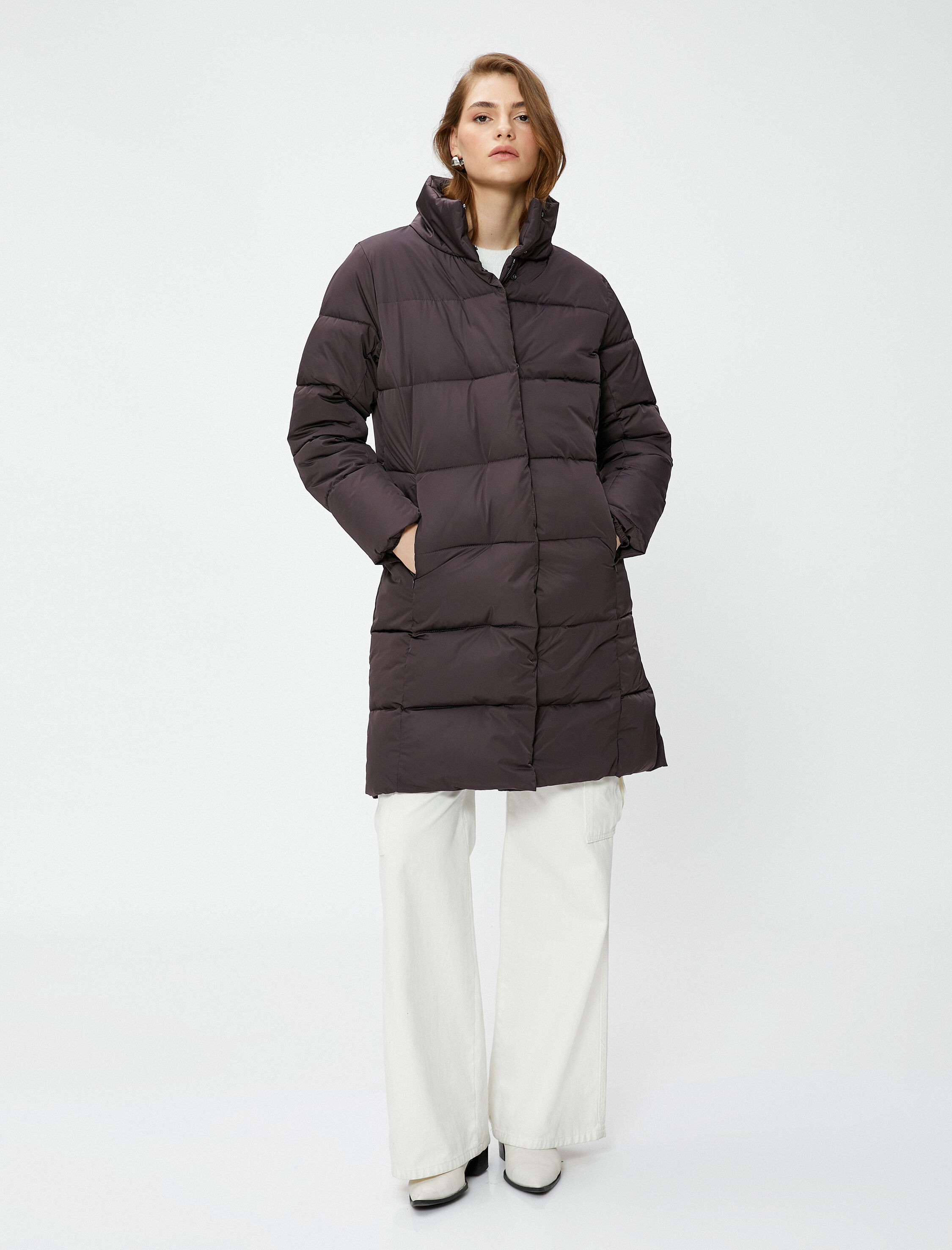   Uzun Şişme Mont Dik Yaka Cepleri Fermuarlı