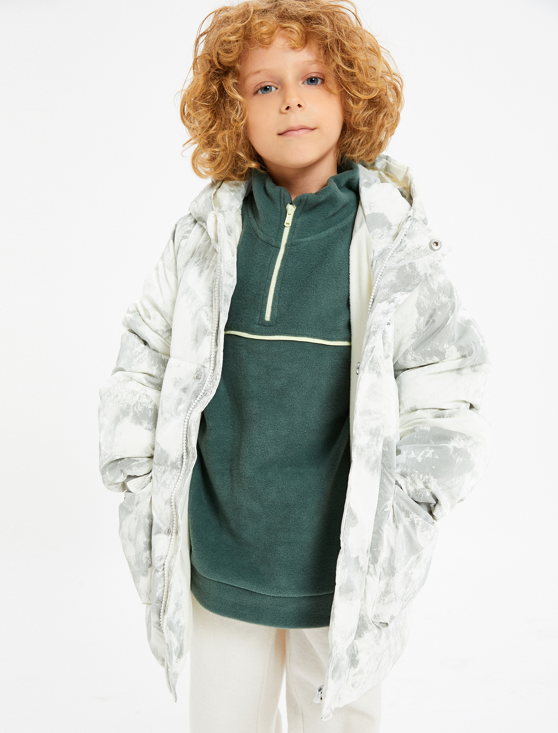 Erkek Çocuk Kapşonlu Mont Dolgulu Batik Desenli İçi Polar Astarlı Rüzgar Kapaklı