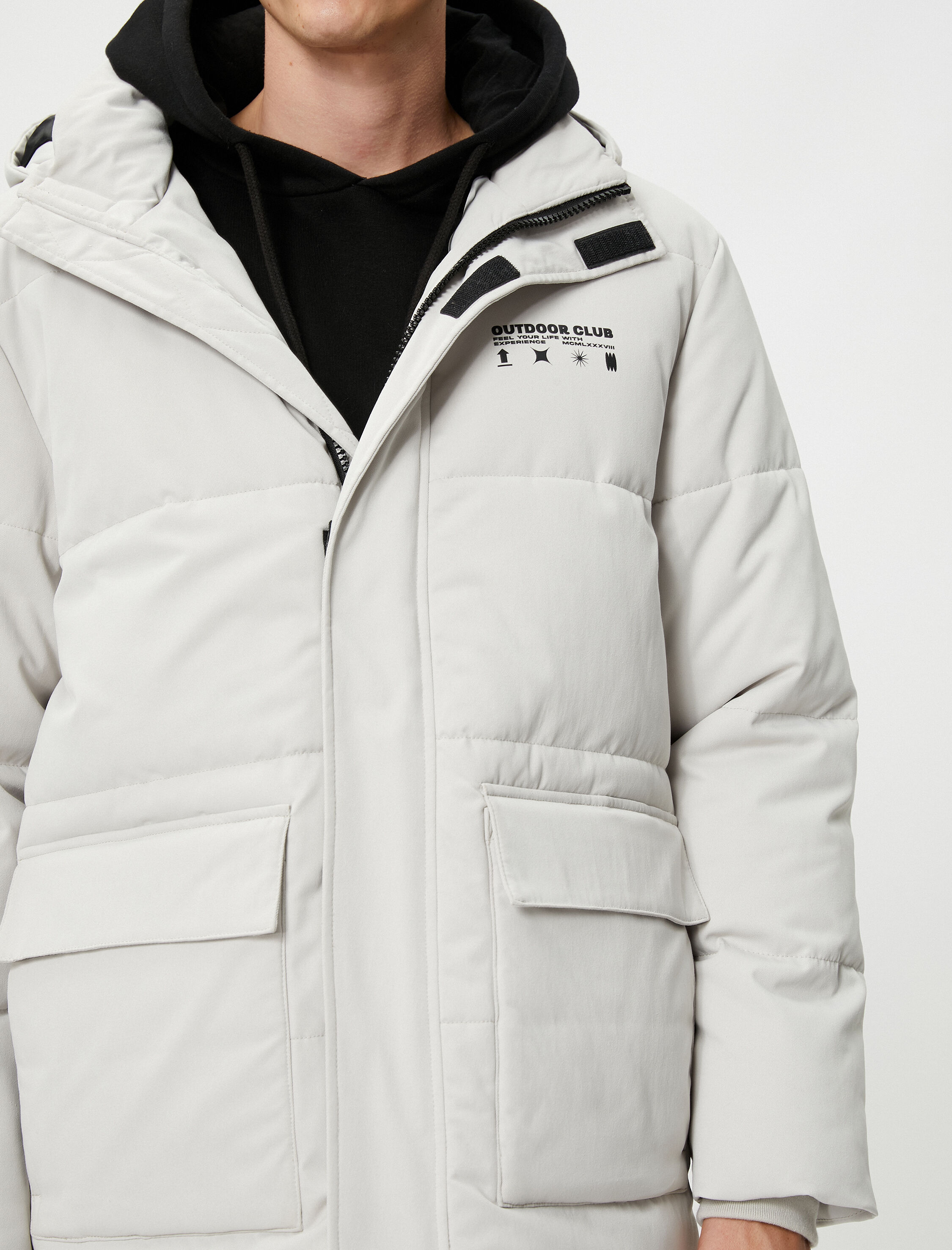   Anorak Mont Kapşonlu Cep Detaylı Baskılı Fermuarlı