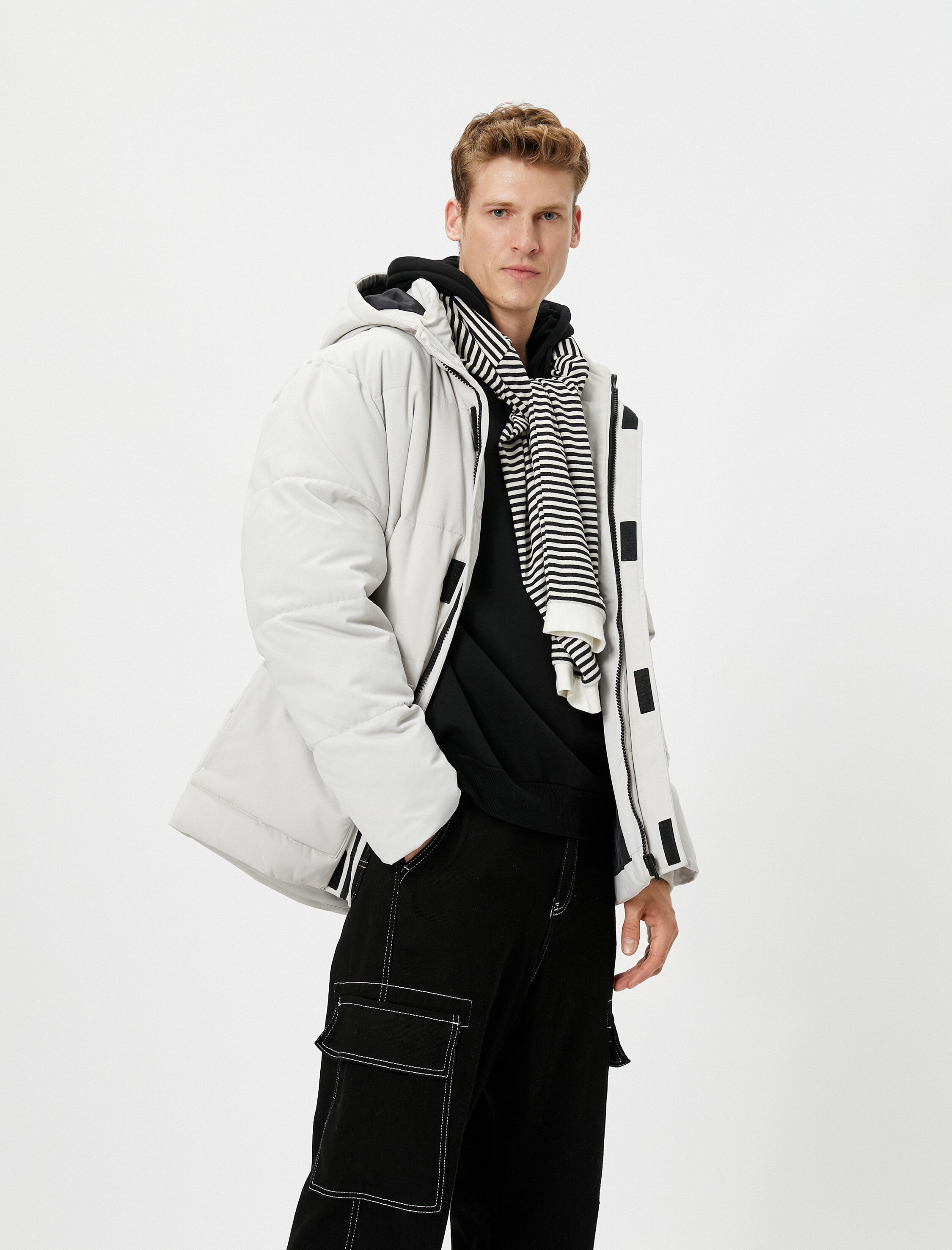   Anorak Mont Kapşonlu Cep Detaylı Baskılı Fermuarlı