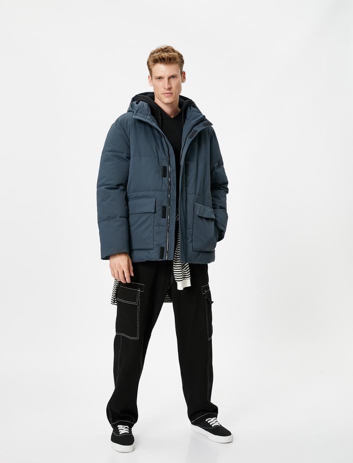  Anorak Mont Kapşonlu Cep Detaylı Baskılı Fermuarlı