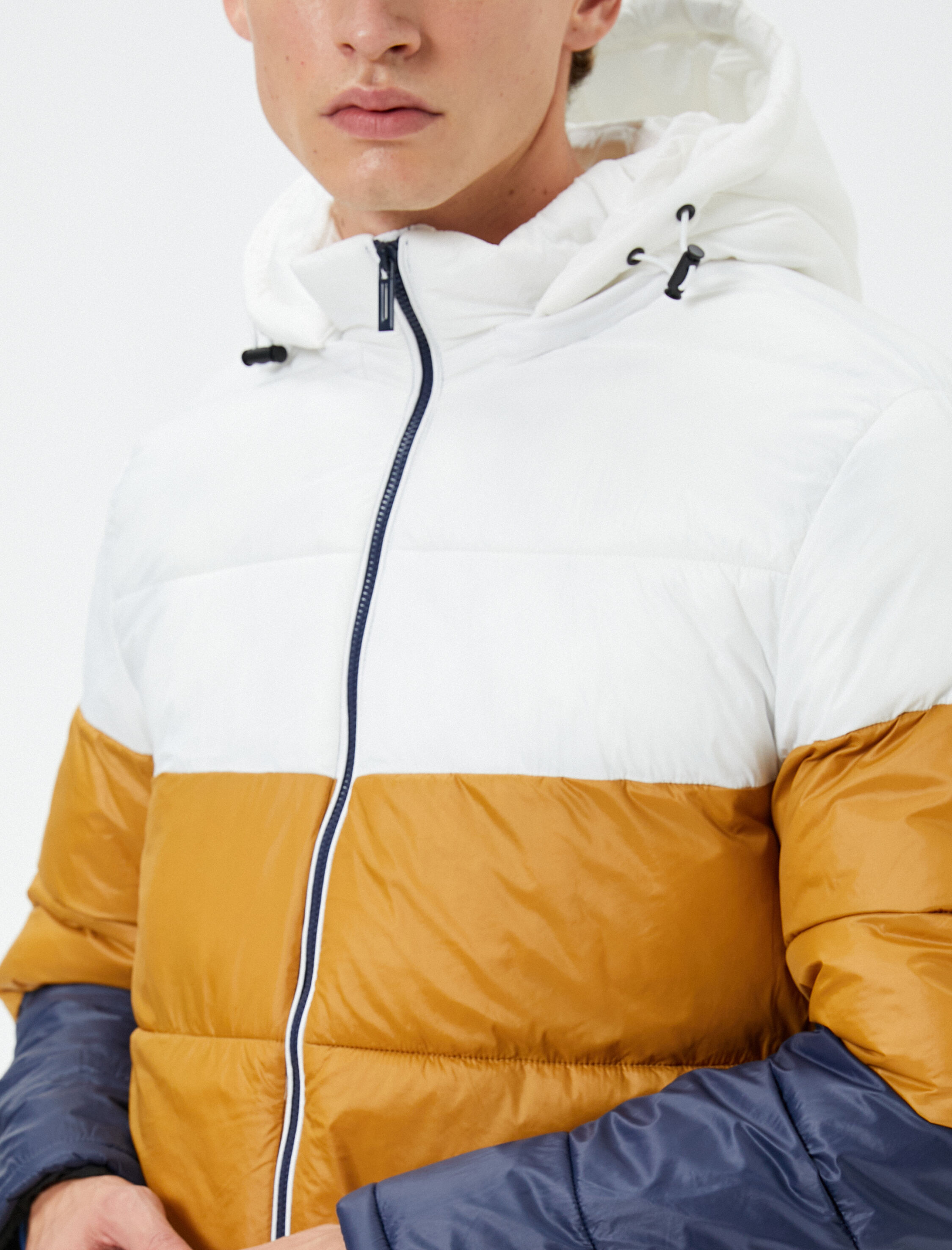   Şişme Mont Kapşonlu Renk Bloklu Fermuarlı Cepli