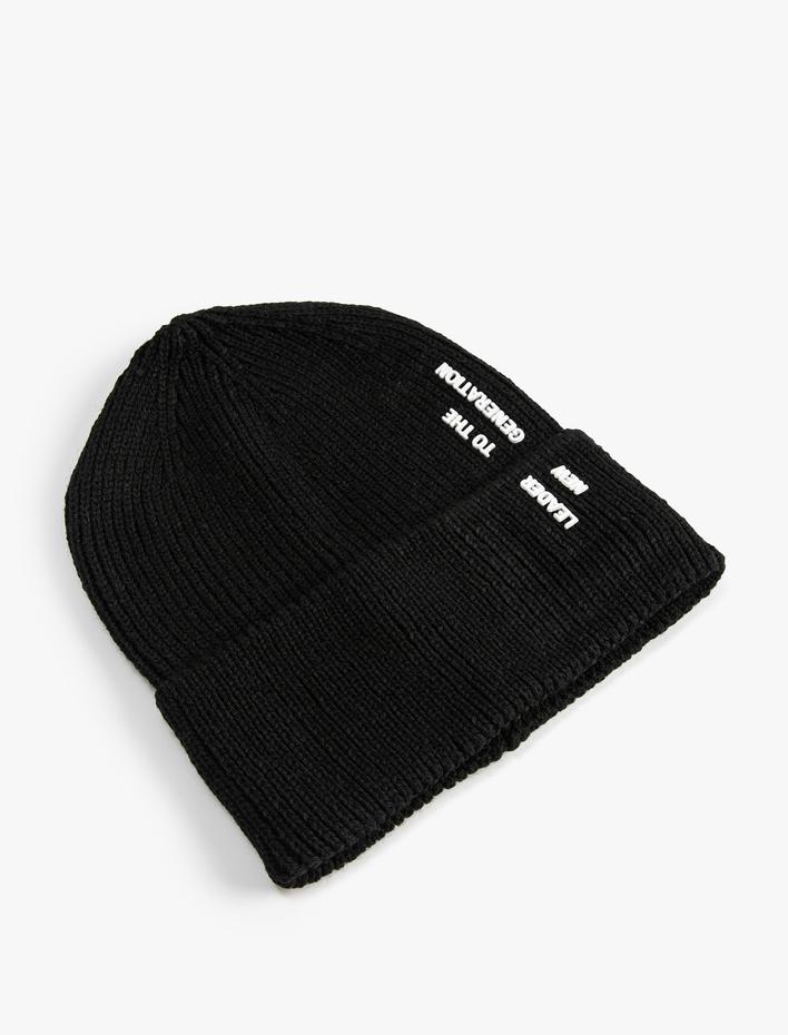 Erkek Lastikli Örgü Bere Kenarları Katlı