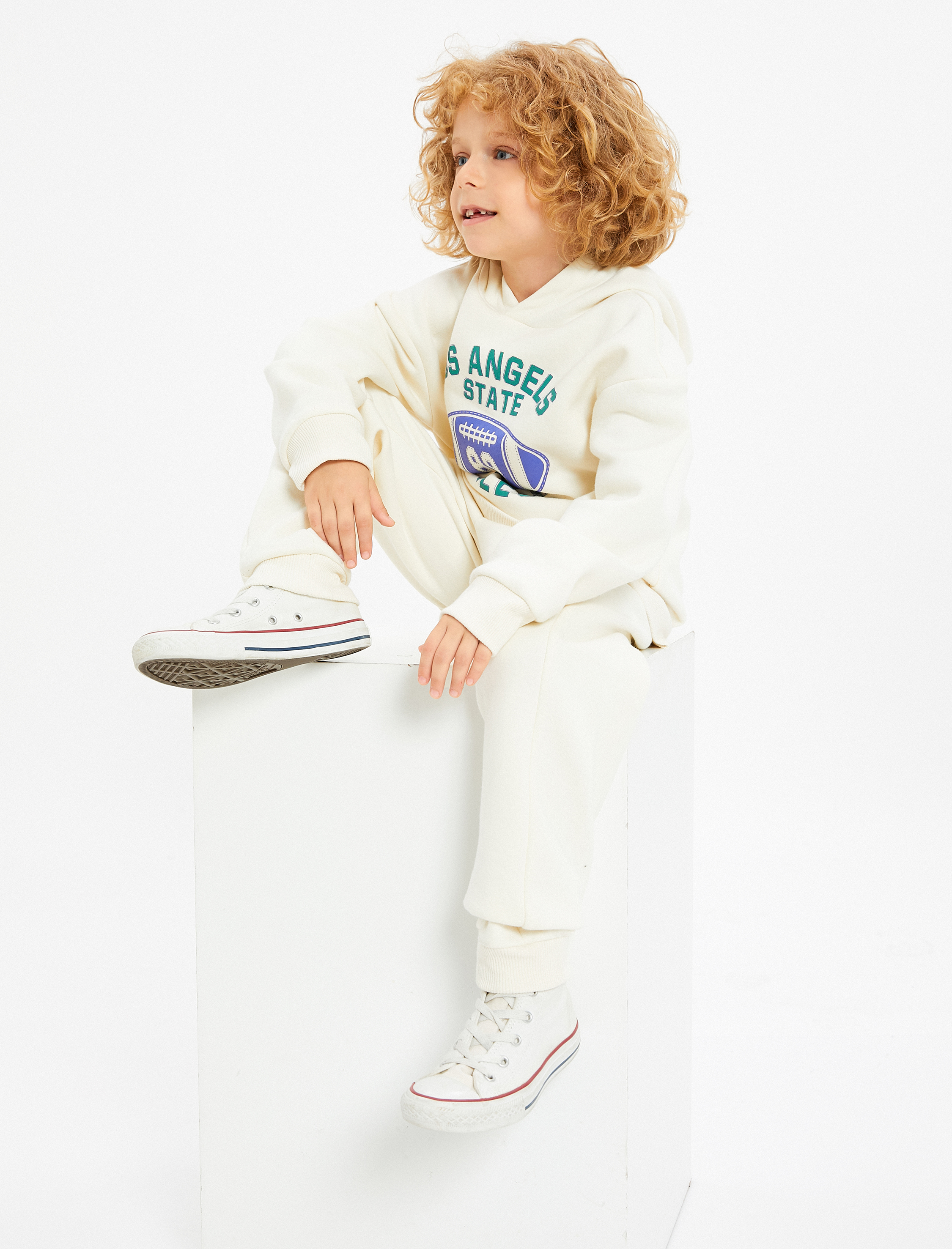  Erkek Çocuk Basic Jogger Eşofman Altı Beli Bağlamalı Baskılı Cepli Şardonlu