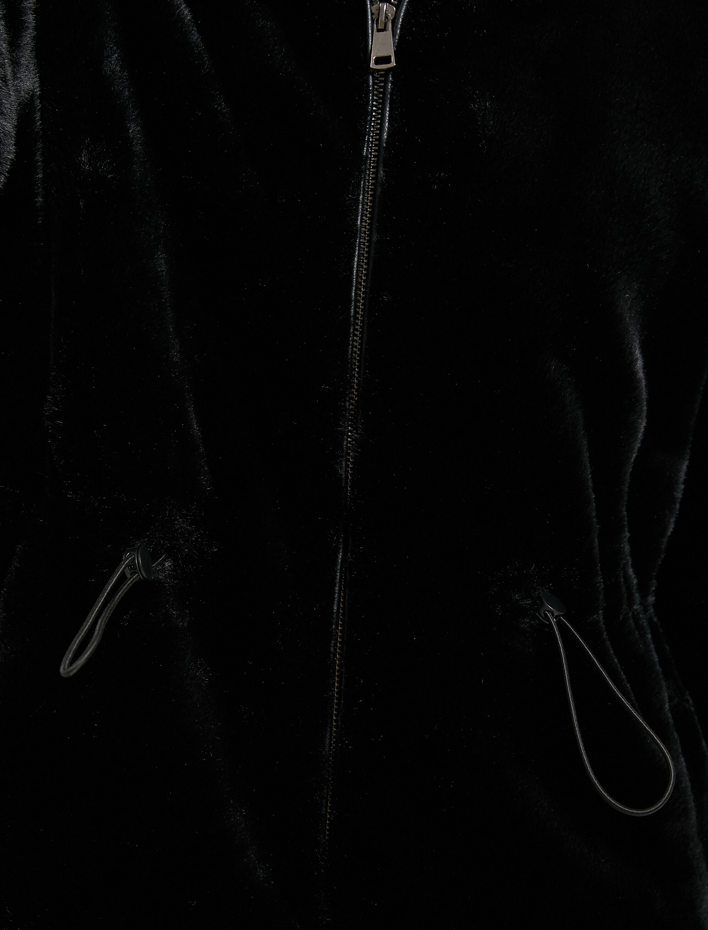   Peluş Mont Dik Yaka Fermuarlı Cep Detaylı Beli Lastikli