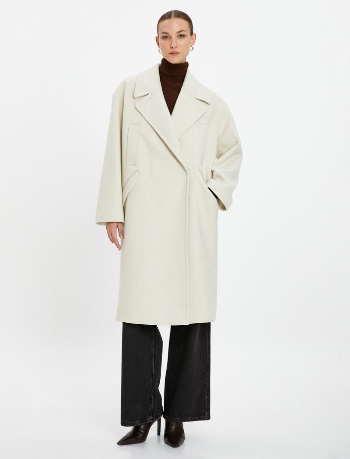  Kaşe Kaban Kruvaze Kapaklı ve Gizli Cep Detaylı