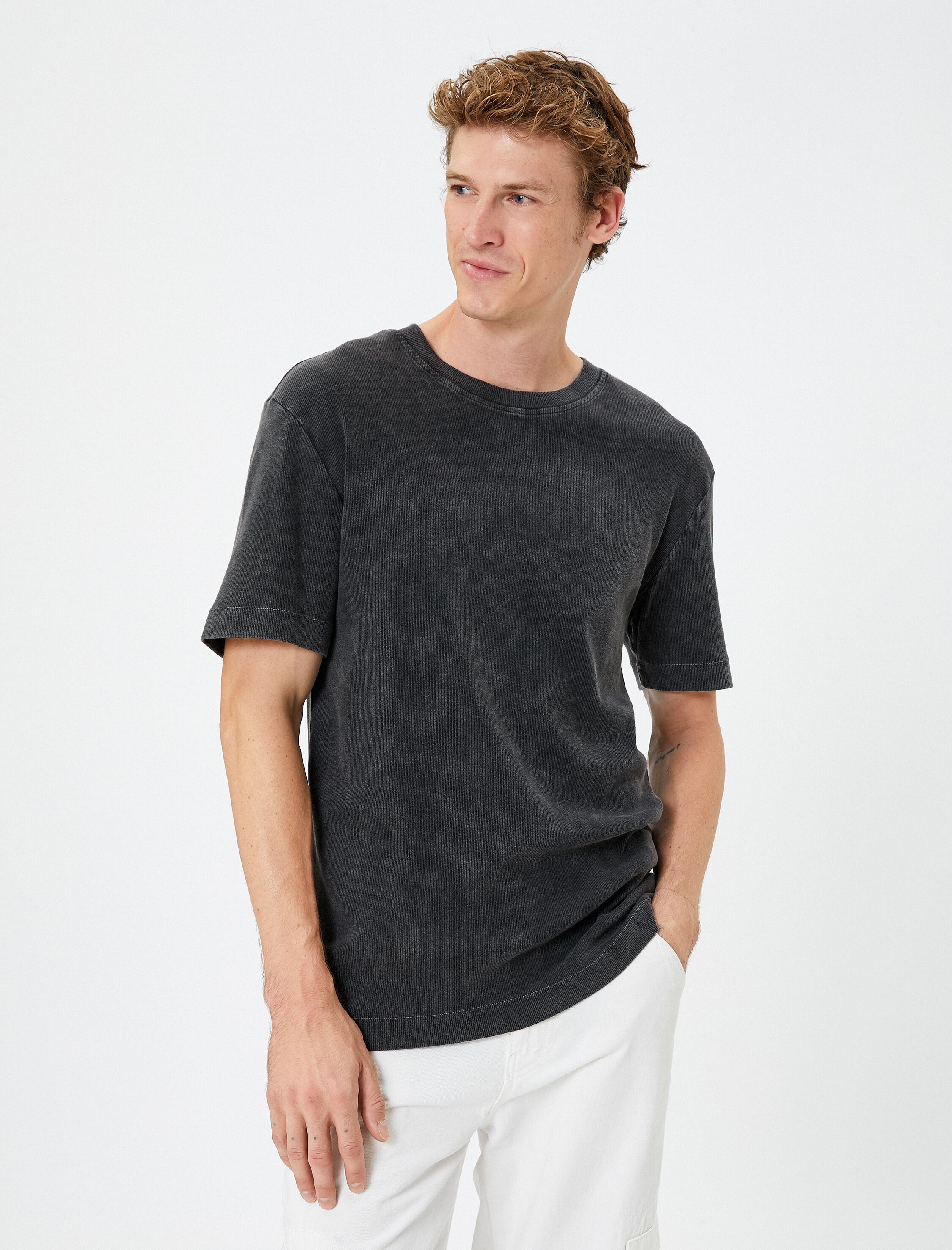   Yıkamalı Tişört Basic Bisiklet Yaka Slim Fit Kısa Kollu