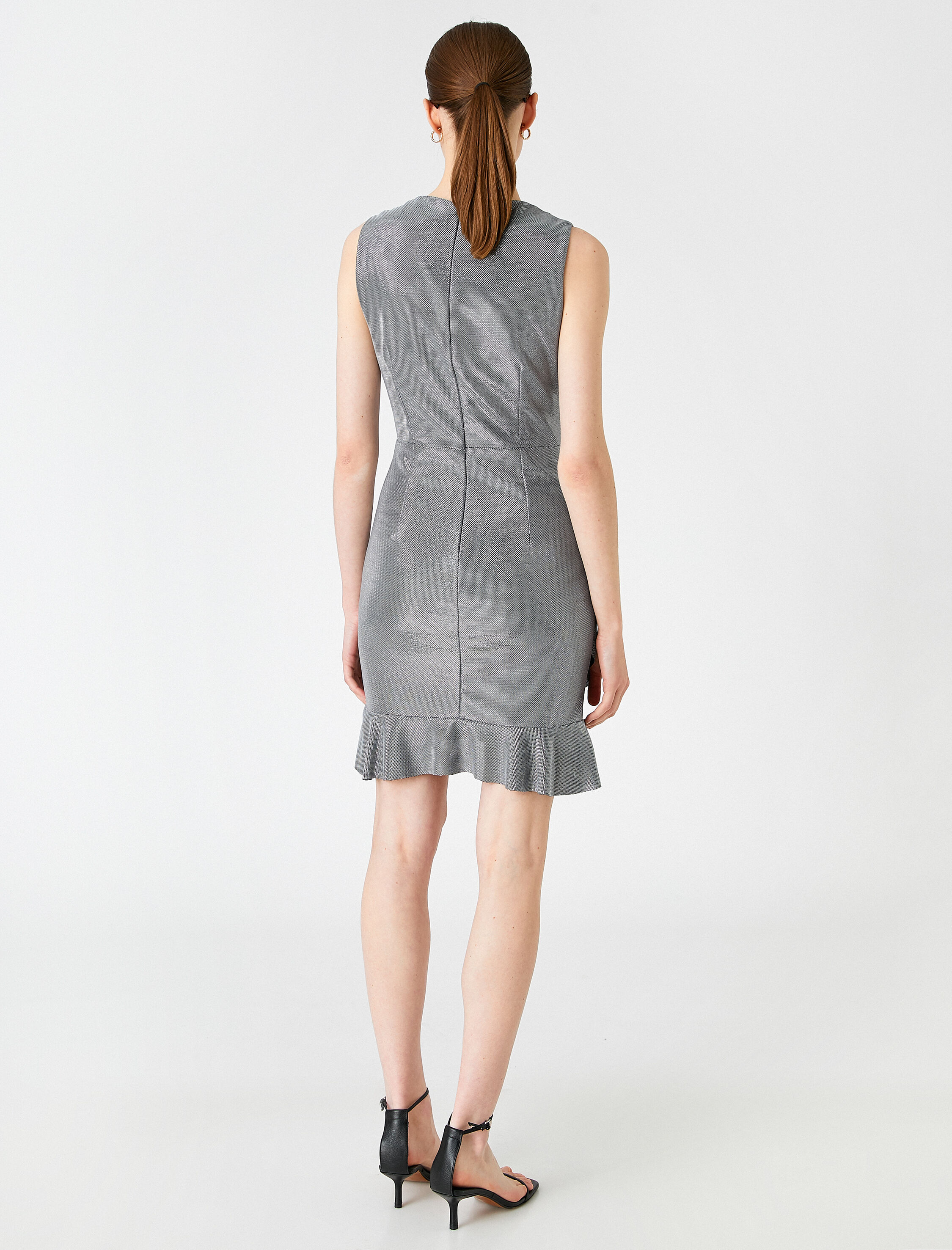   Simli Abiye Elbise Kruvaze Volanlı Kolsuz Mini