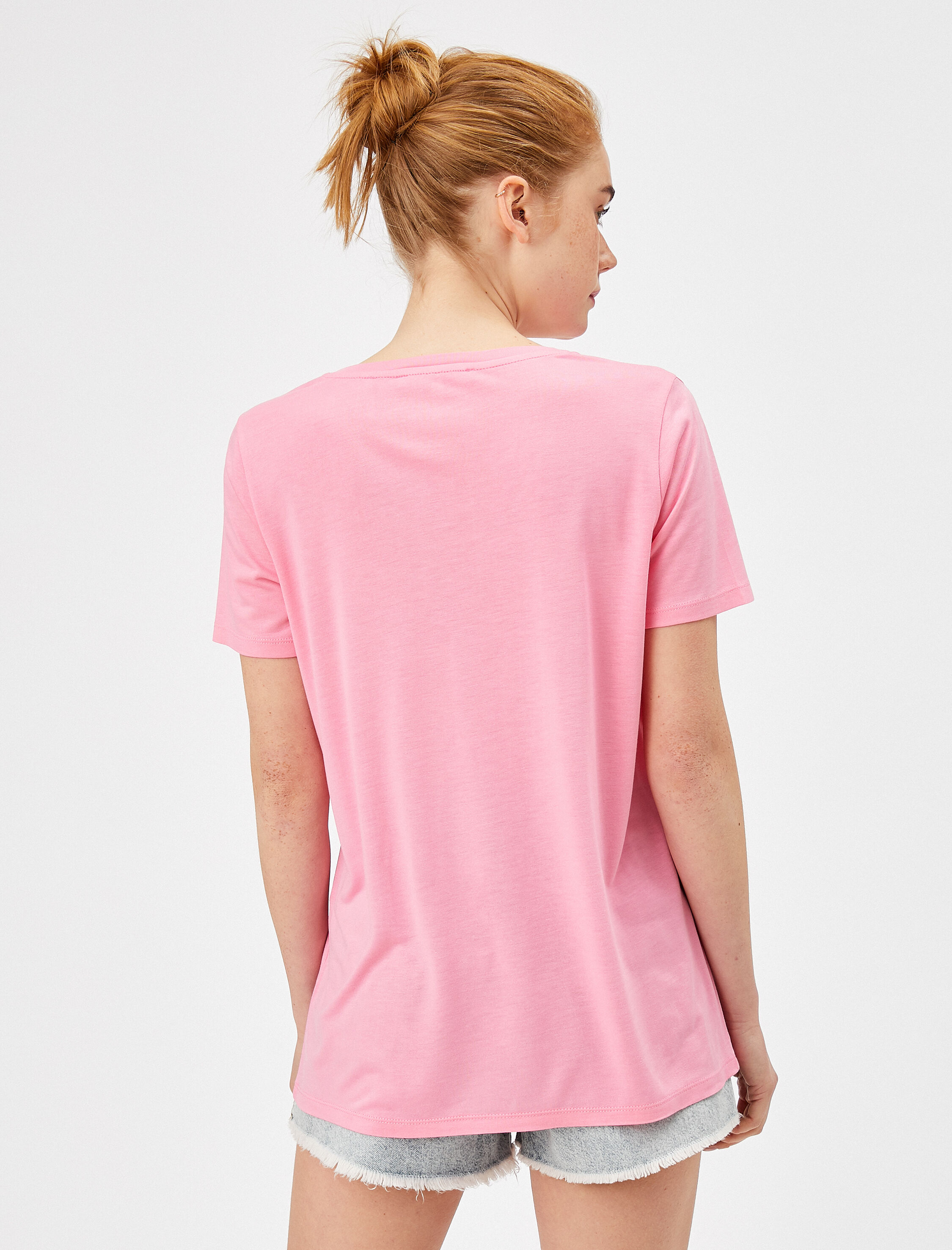 V Yaka Tişört Oversize