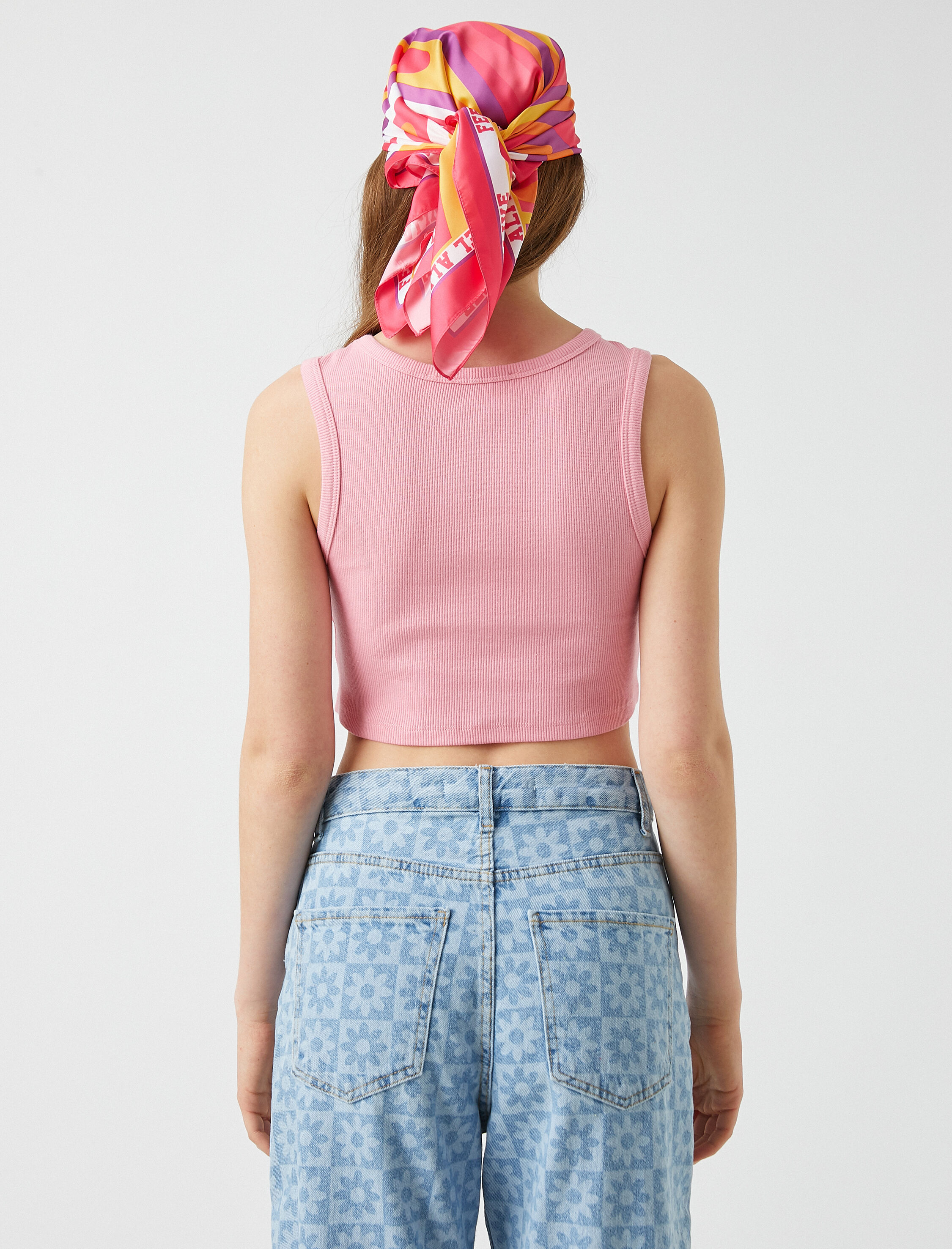   Crop Atlet V Kesim Pamuklu