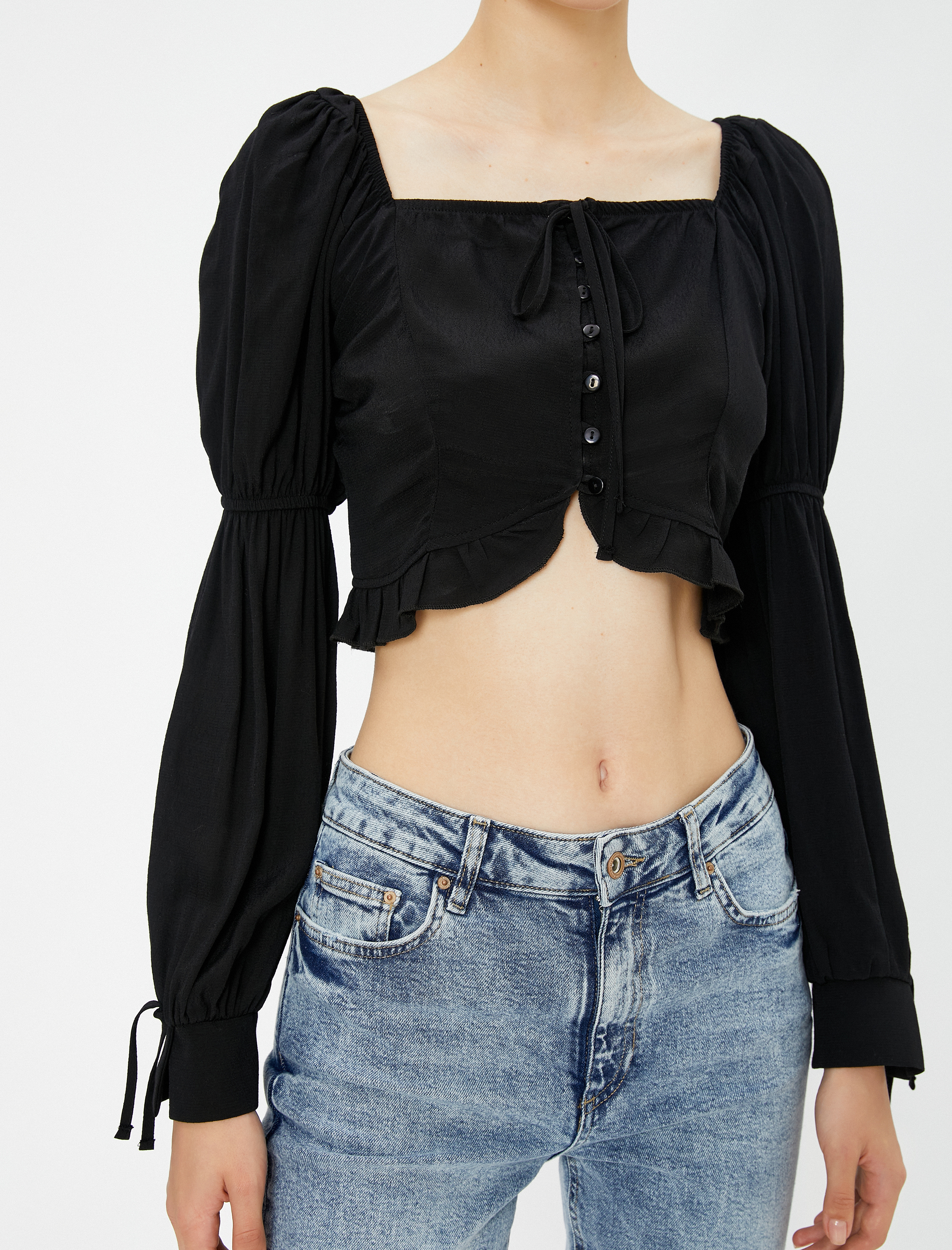   Balon Kol Crop Bluz Fırfırlı U Yaka Bağlamalı Uzun Kollu Viskon