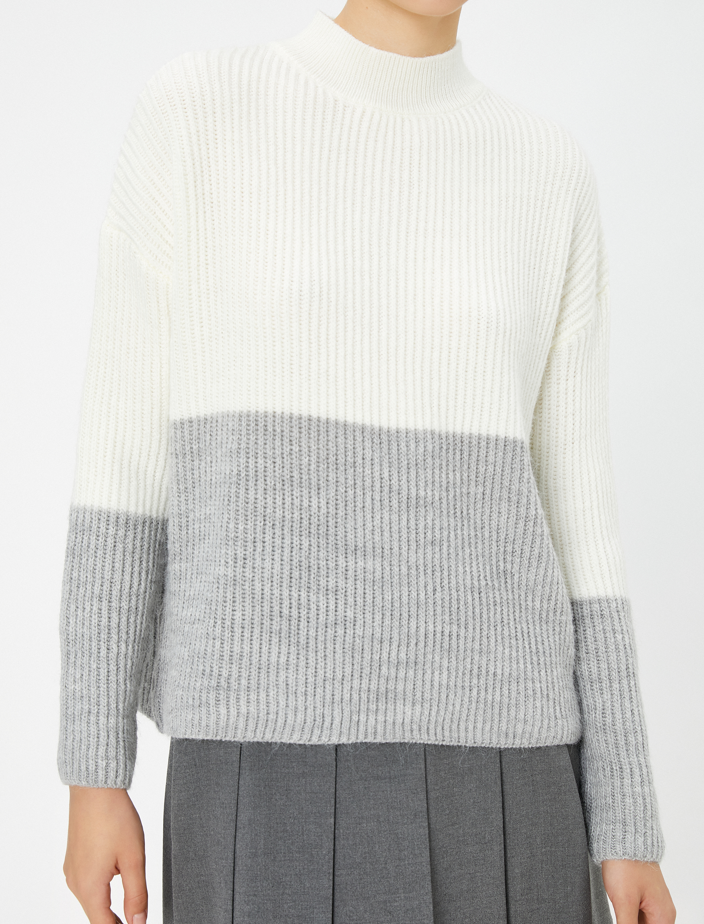   Renk Bloklu Triko Kazak Uzun Kollu Dik Yaka