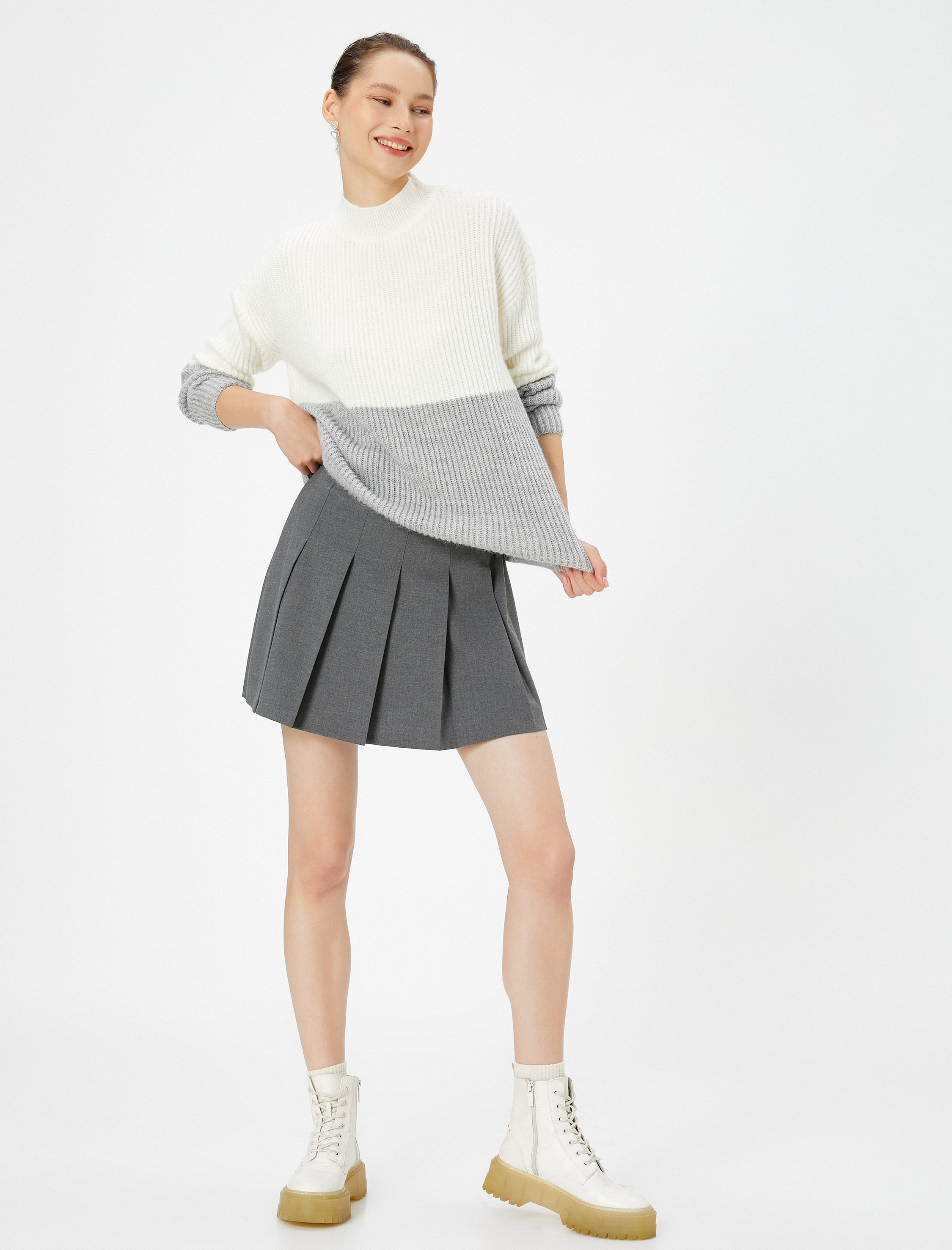   Renk Bloklu Triko Kazak Uzun Kollu Dik Yaka