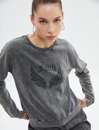 Bisiklet Yaka Sweatshirt Taş Slogan İşlemeli Pamuklu