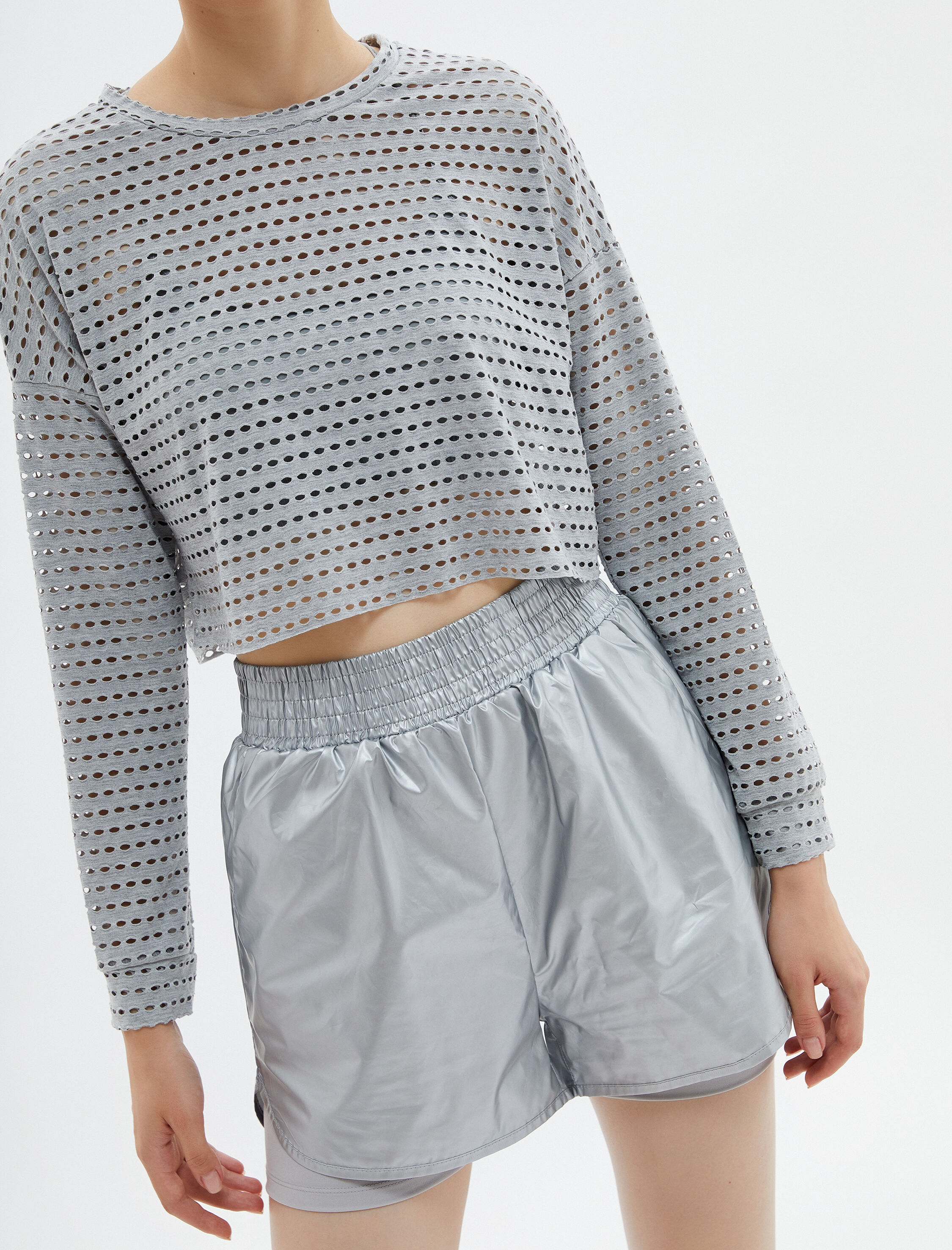   Delikli Crop Spor Tişört Viskon Karışımlı Uzun Kollu Bisiklet Yaka