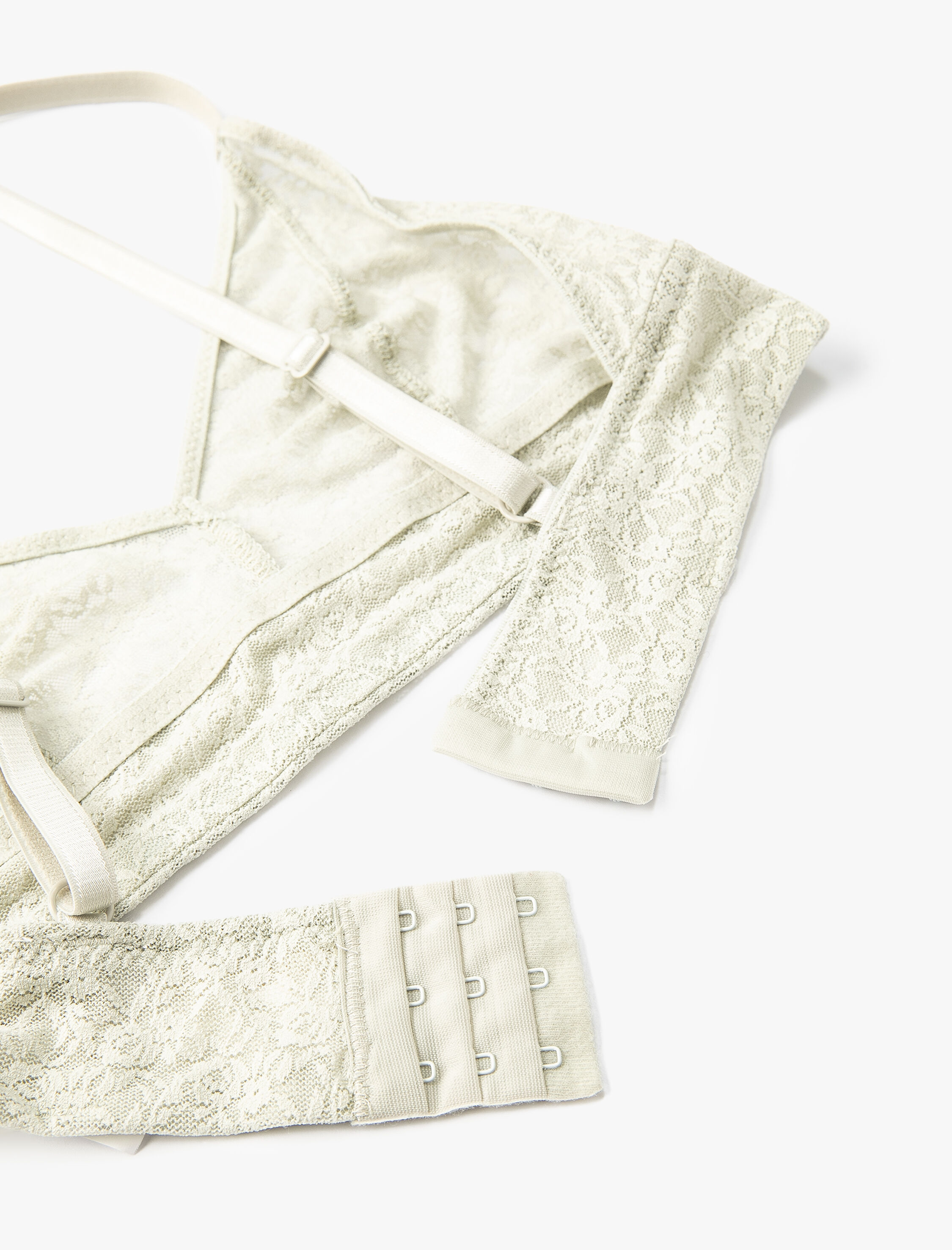   Balensiz Sütyen Dantelli Dolgusuz İnce Askılı