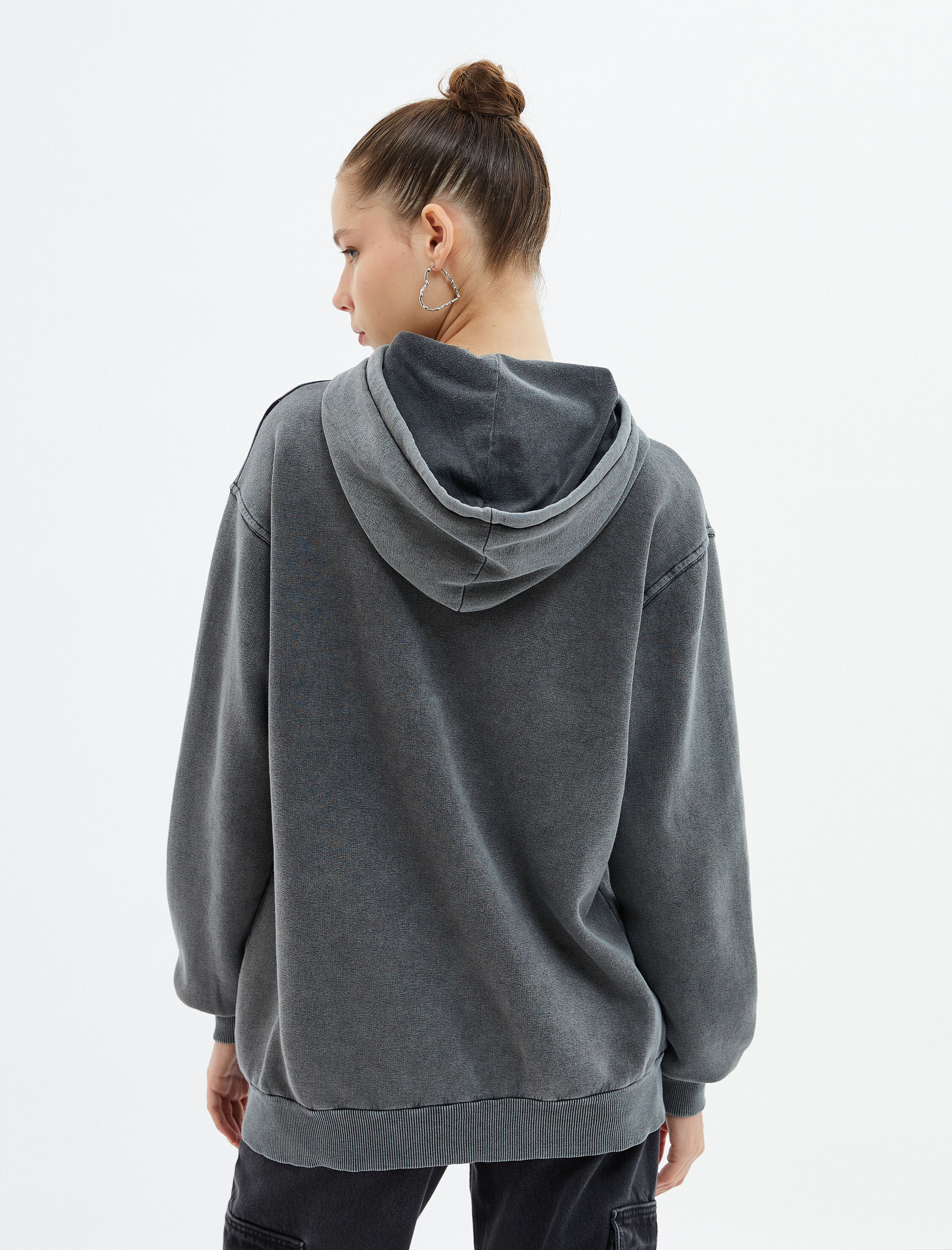   Kapşonlu Sweatshirt Şardonlu Soluk Efektli Rahat Kesim Kanguru Cepli