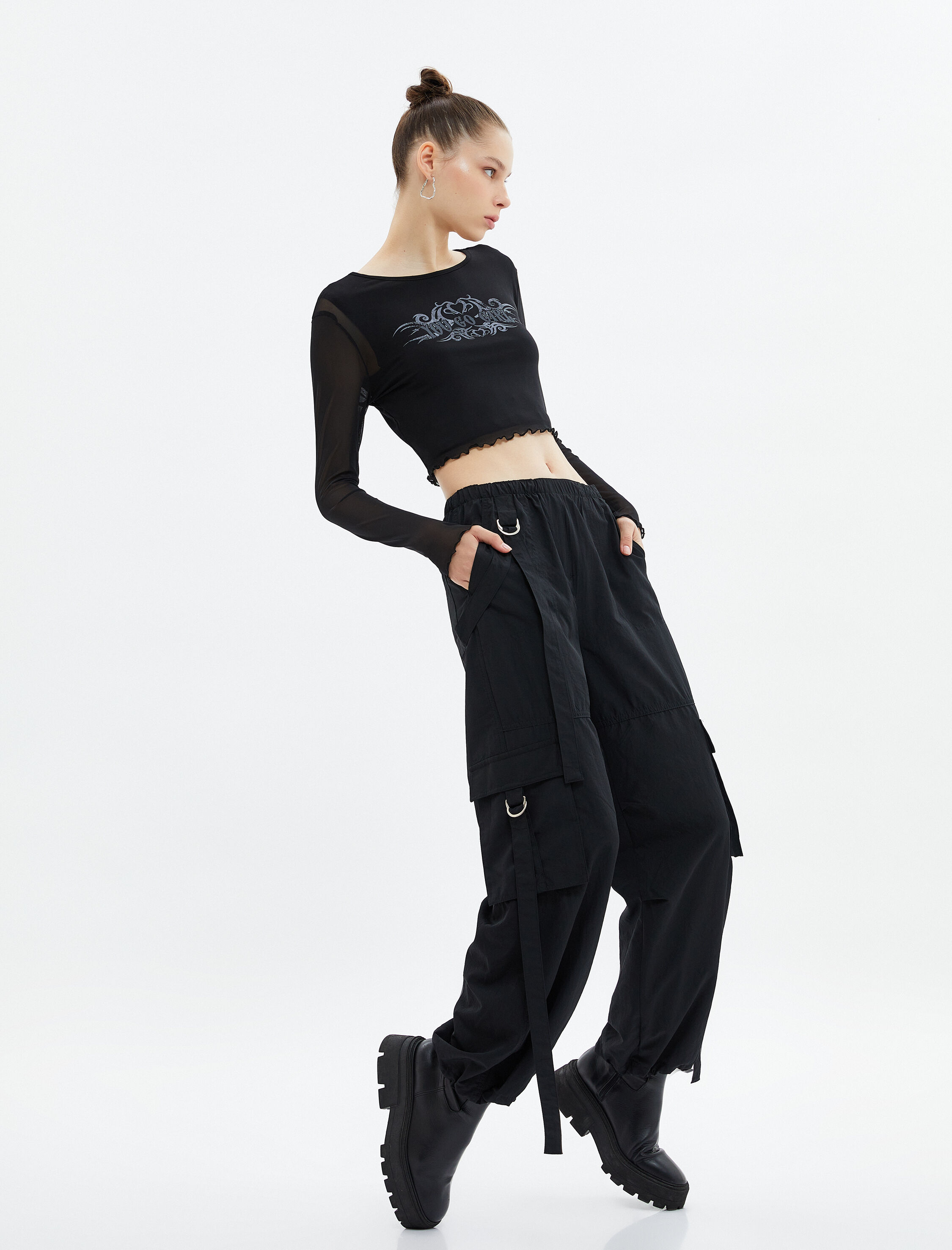   Paraşüt Pantolon Beli Lastikli Yanları Cepli Geniş Paça