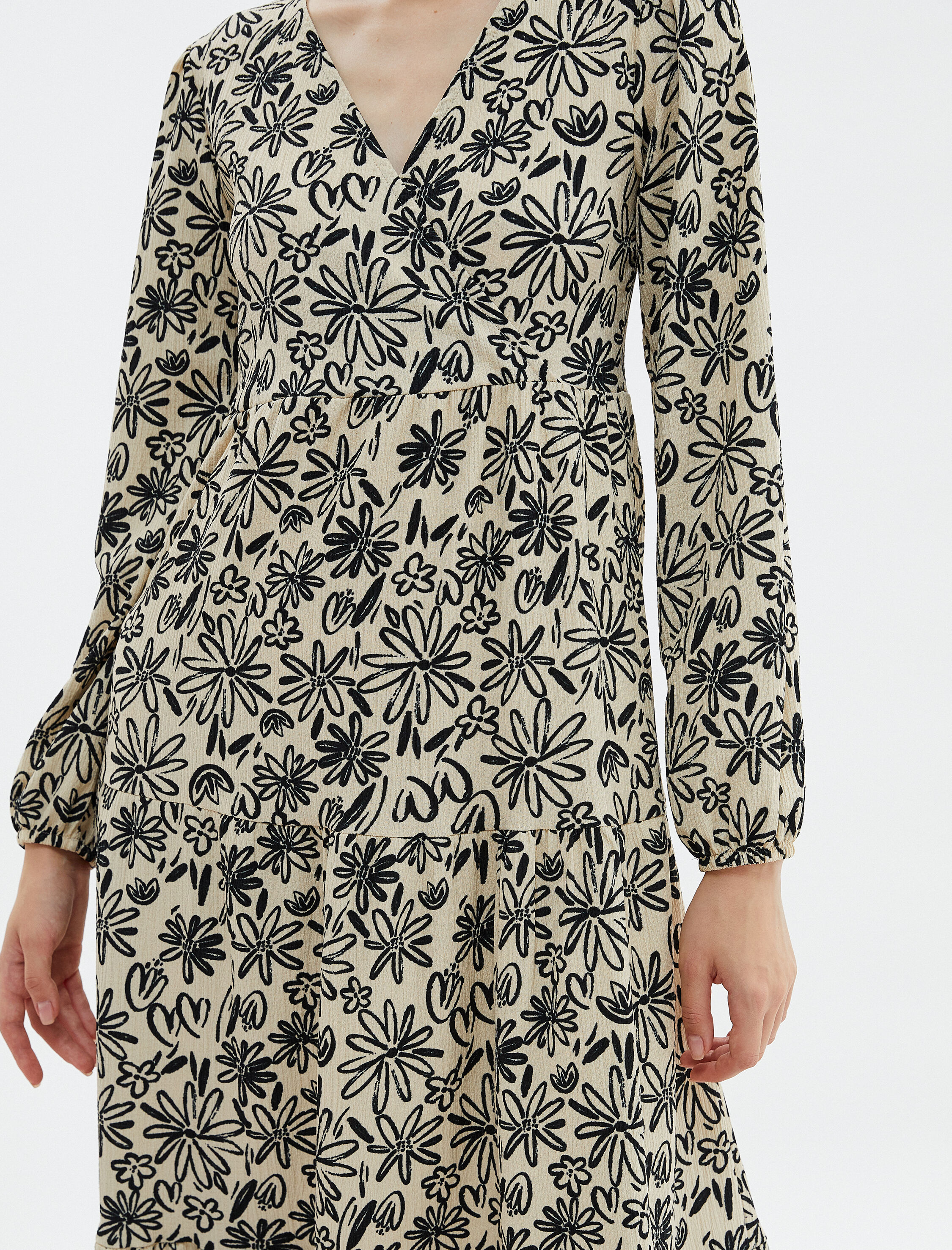   Çiçekli Midi Elbise Uzun Kollu Kruvaze V Yaka Manşetleri Lastikli Bürümcük