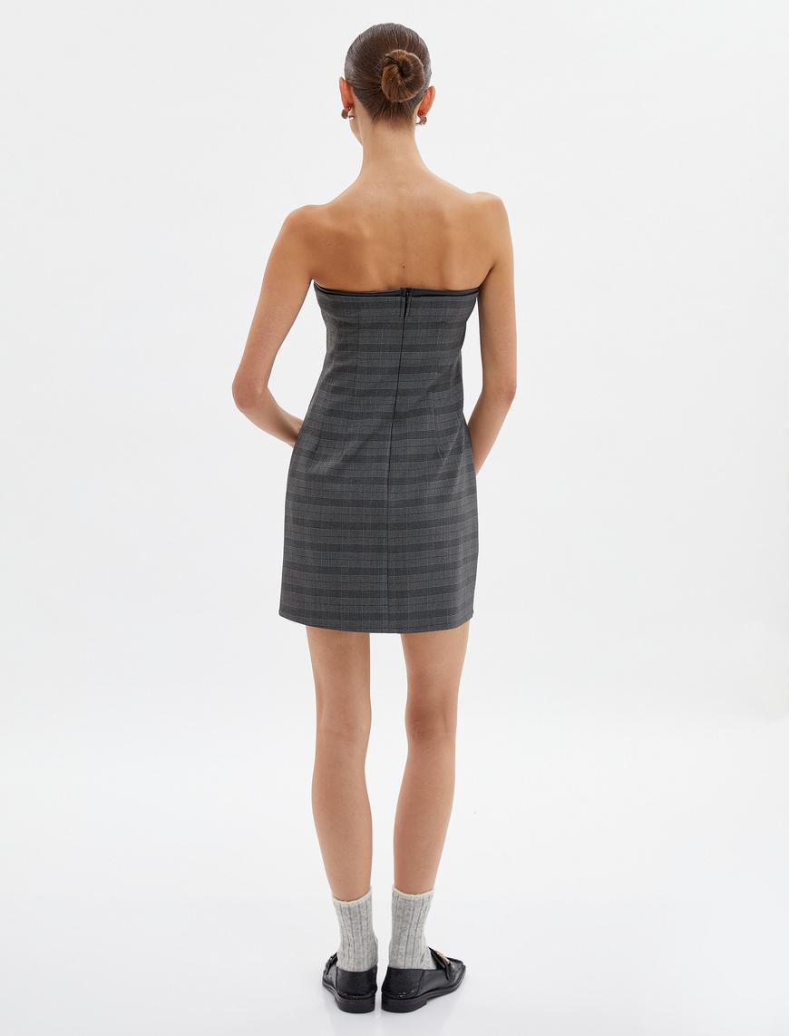   Mini Straplez Elbise Yakası Deri Görünüm Detaylı