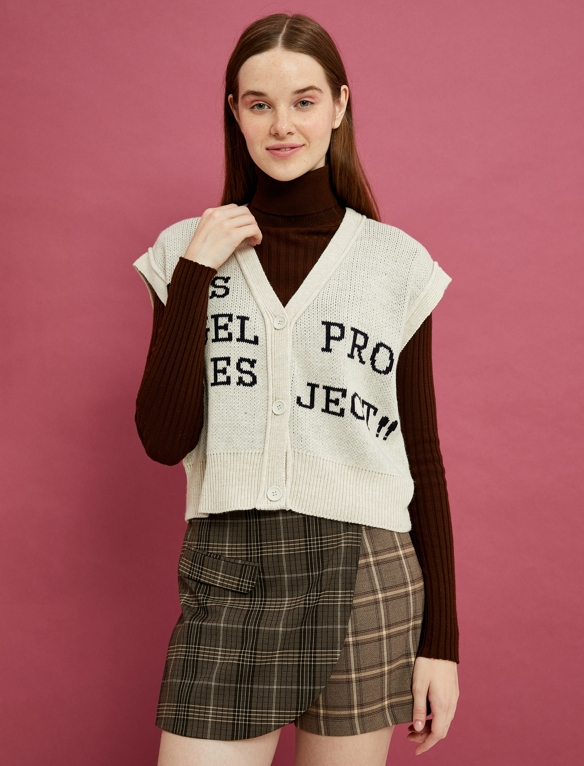   Triko Yelek Desenli Gömlek Yaka Düğmeli Kolsuz