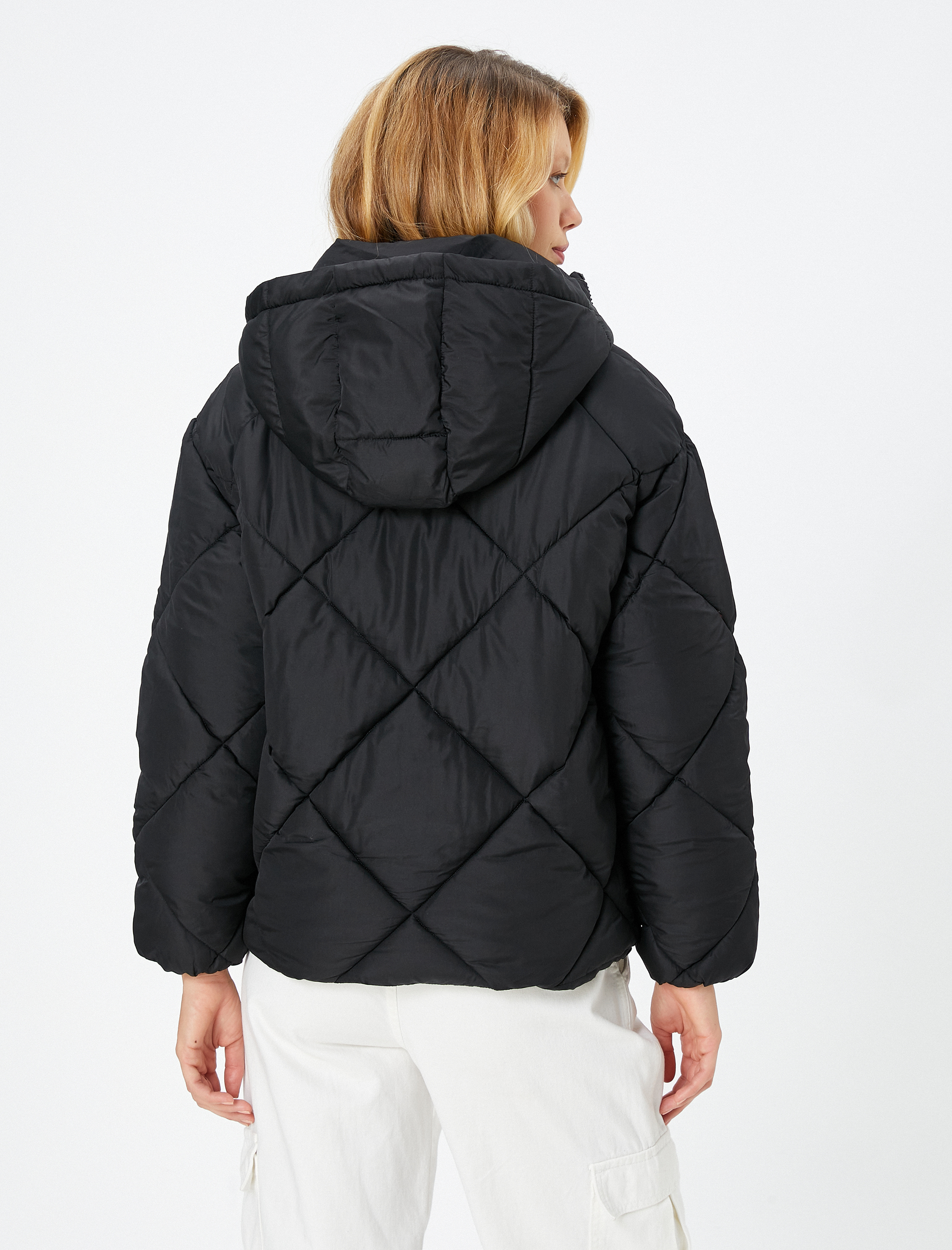   Şişme Mont Kapüşonlu Cep Detaylı Fermuarlı