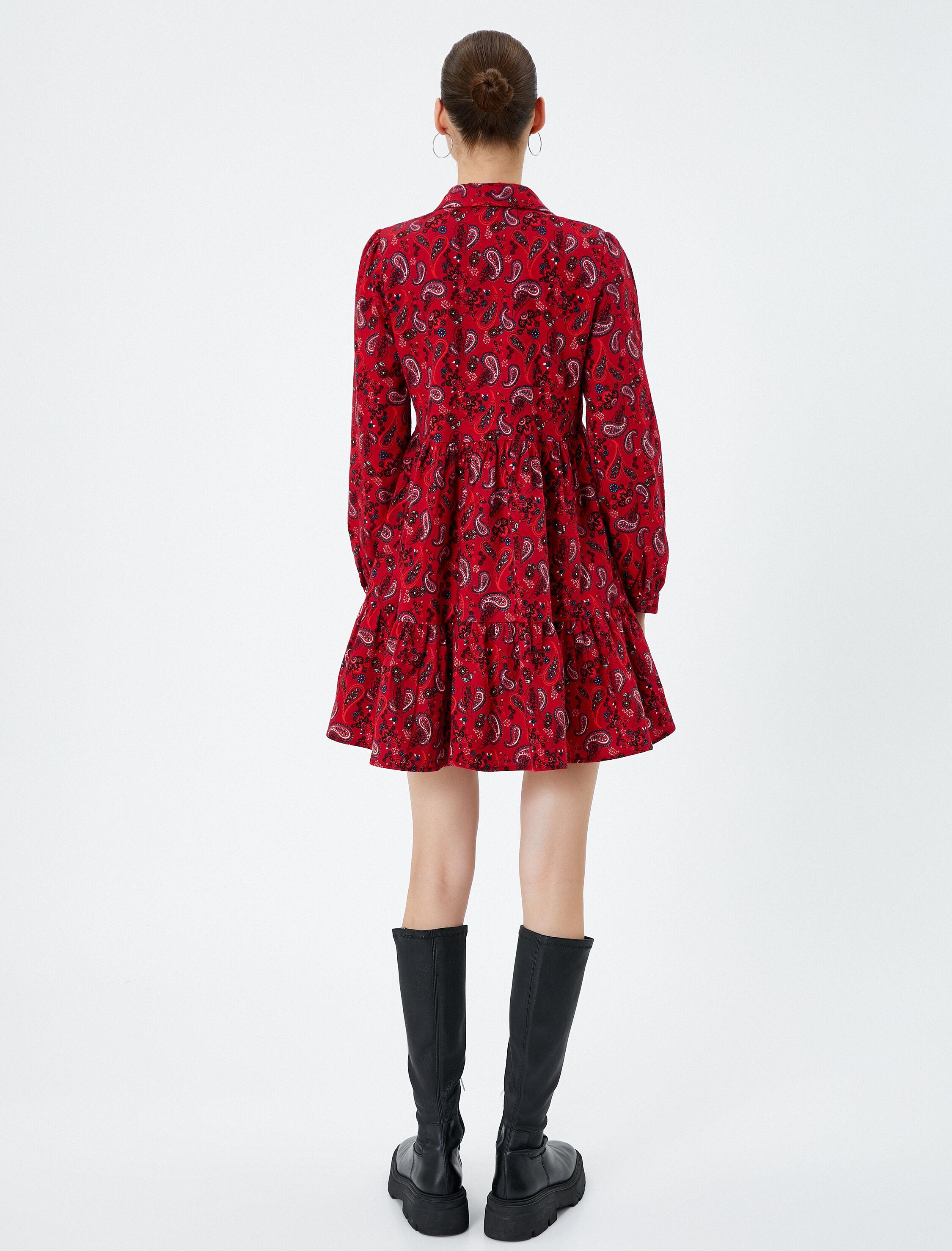   Uzun Kollu Çiçekli Elbise Gömlek Yaka Rahat Kesim  Yumuşak Dokulu Katlı