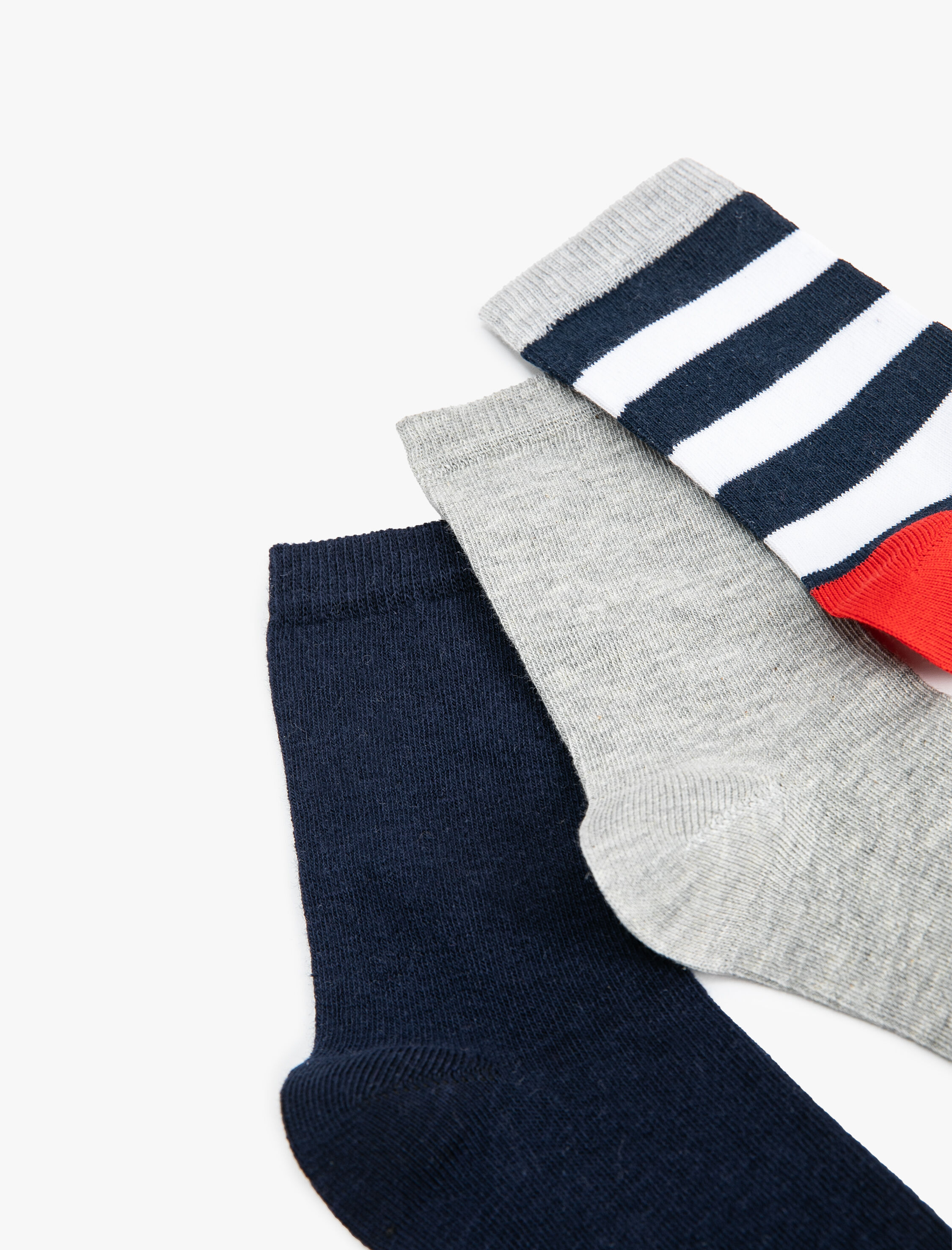 Erkek Çocuk 3'lü Renkli Çorap Seti