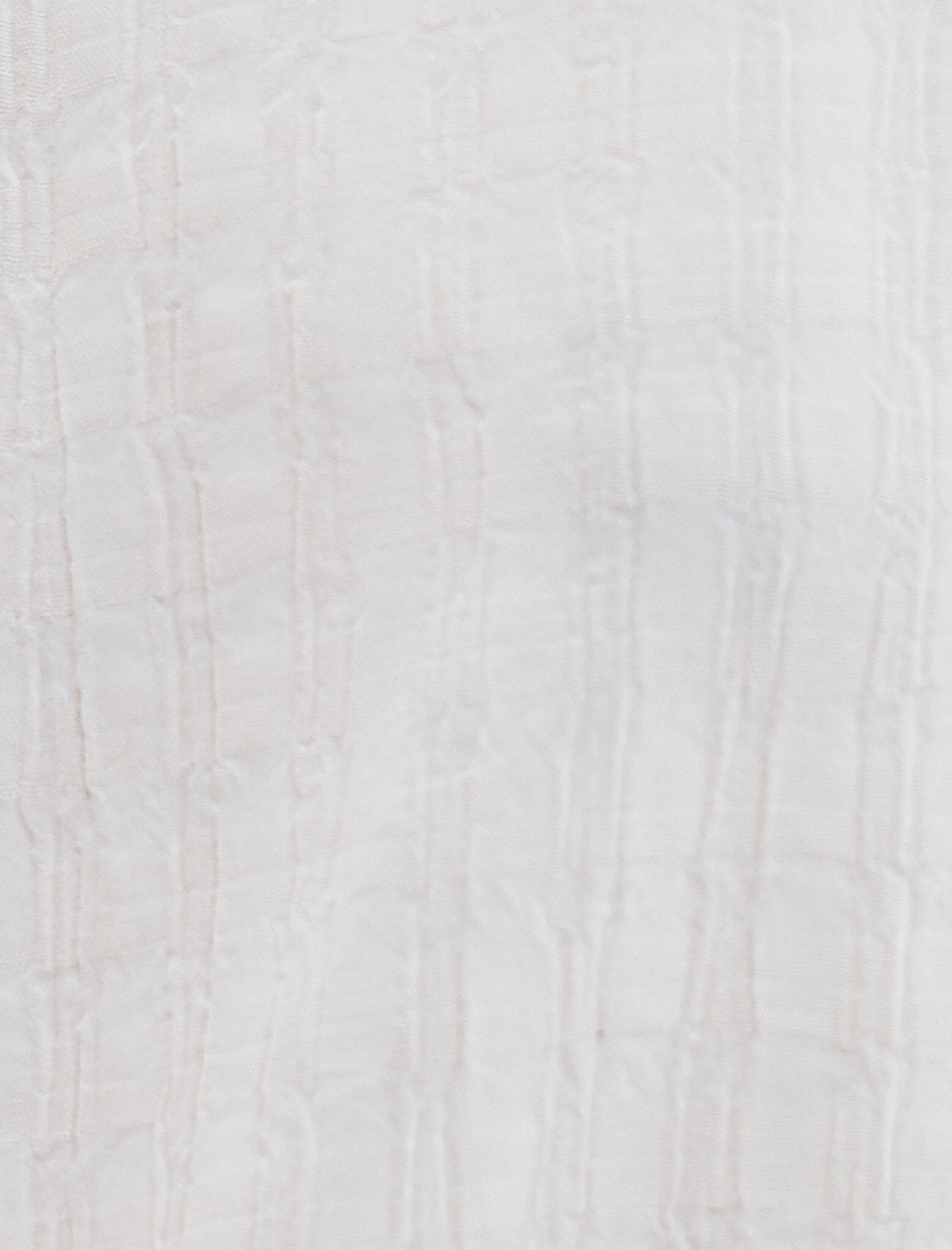   Kısa Balon Kol Gömlek Geniş Bebe Yaka Fırfırlı Dokulu